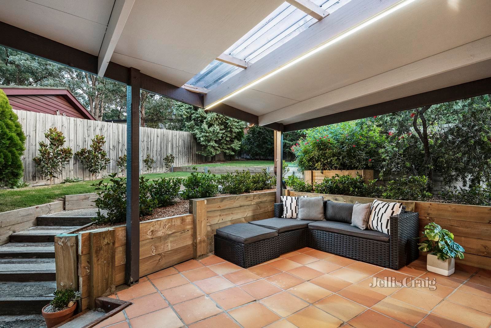 10 Ancona Court, Eltham image 21