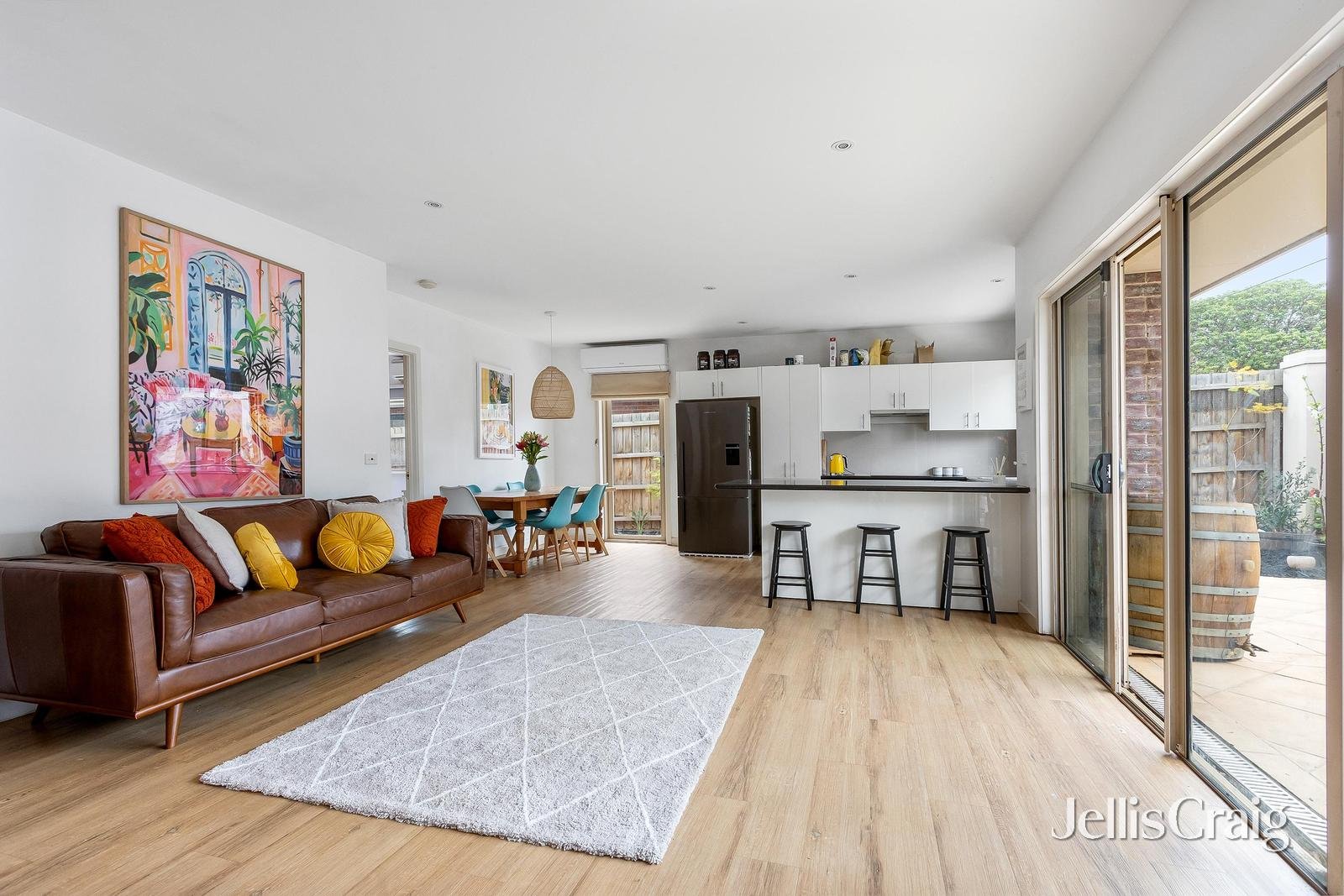 10 Anstee Grove, Bentleigh image 3