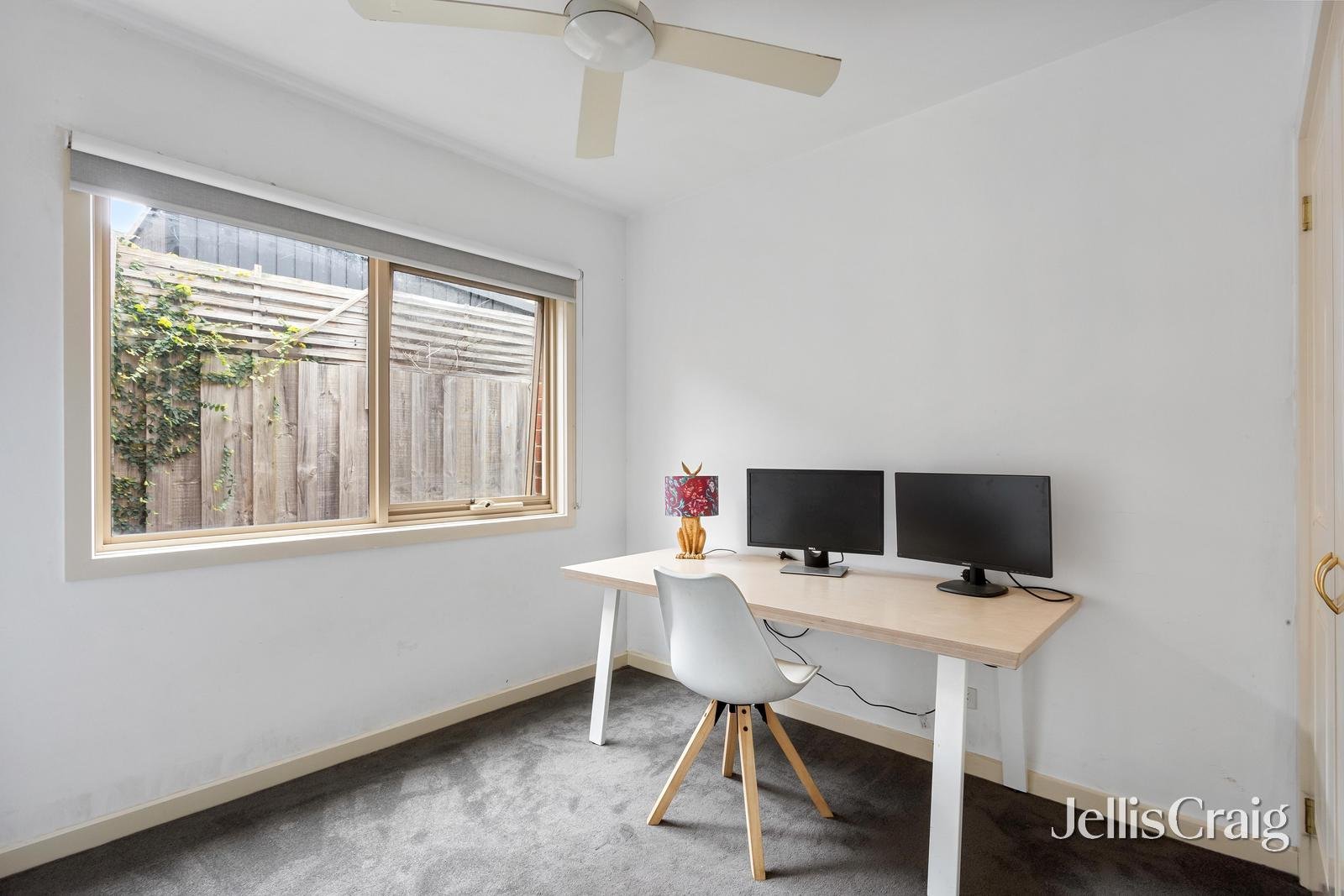 10 Anstee Grove, Bentleigh image 9