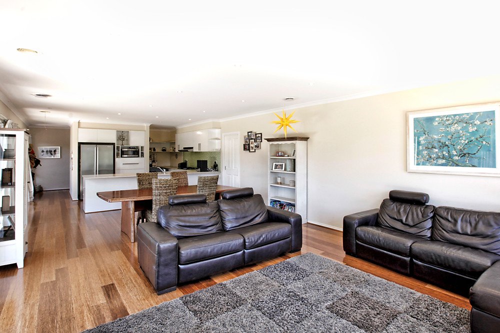 Property Gallery Thumbnail 6