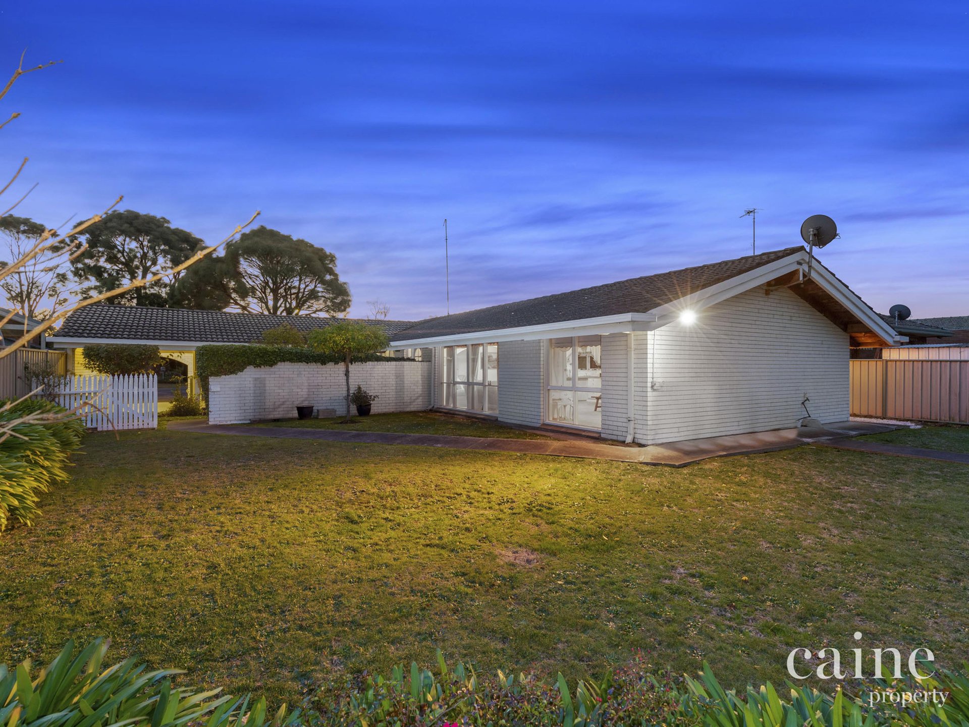 10 Avoca Crescent, Alfredton image 1