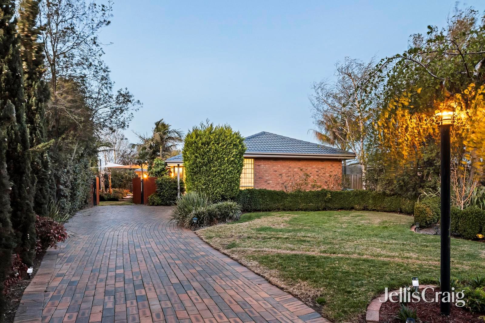 10 Babinda Court, Rowville image 20