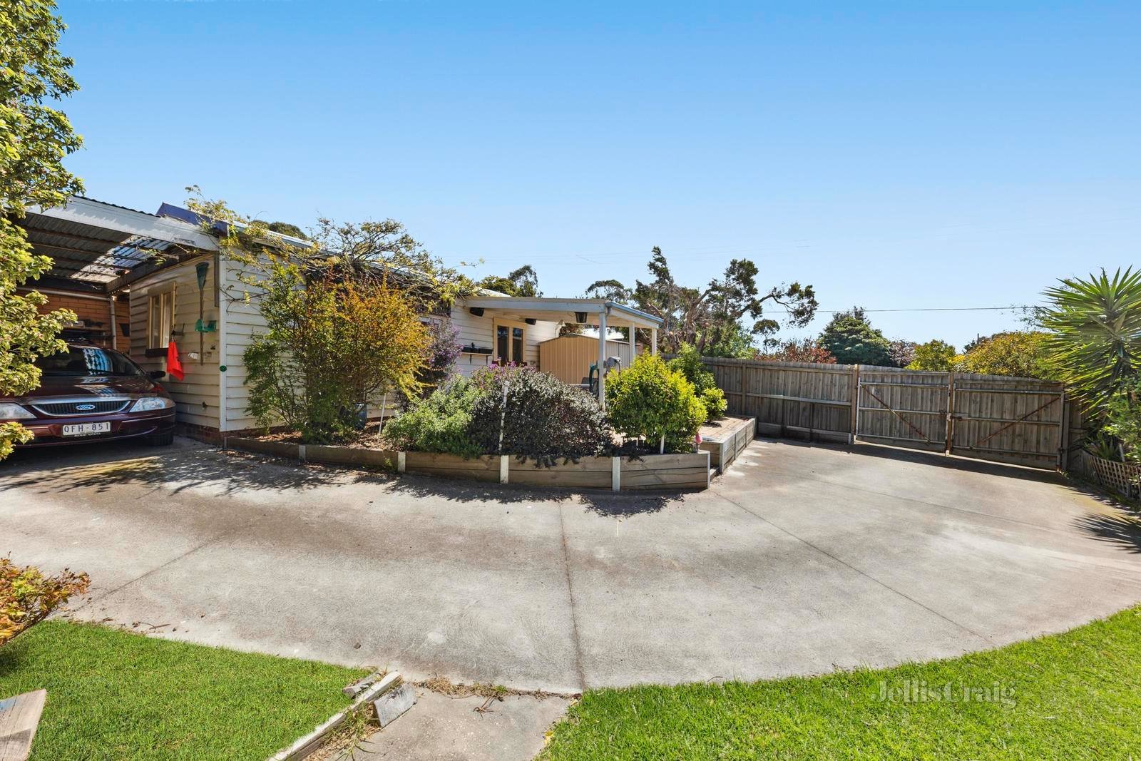 10 Bailey Street, Belmont image 12