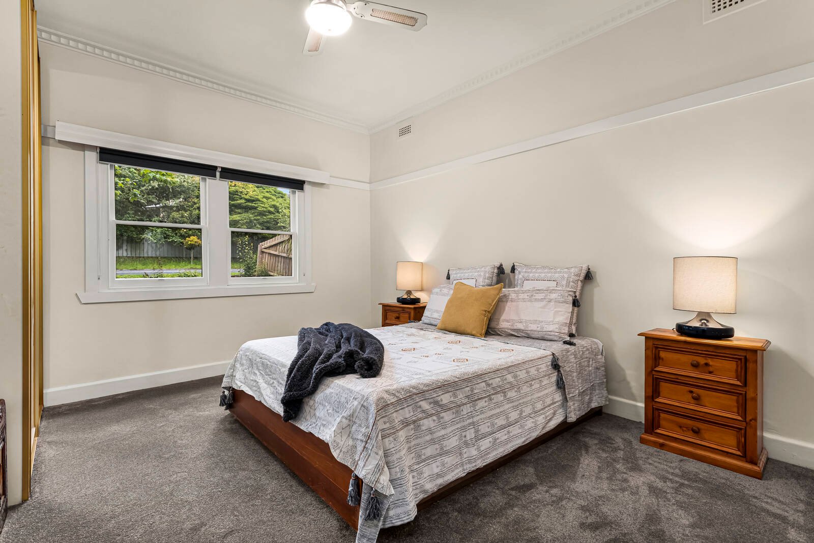 Property Gallery Thumbnail 6