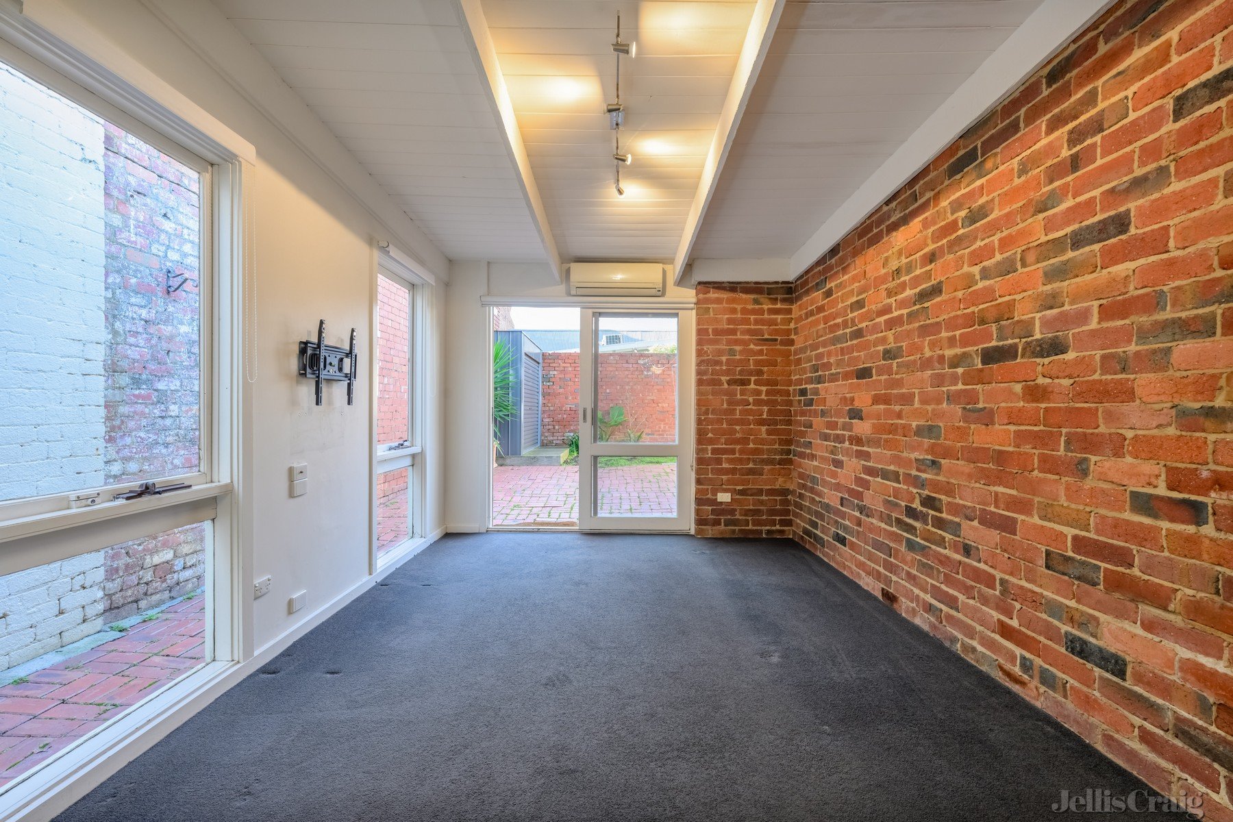 10 Ballarat Street, Collingwood image 2