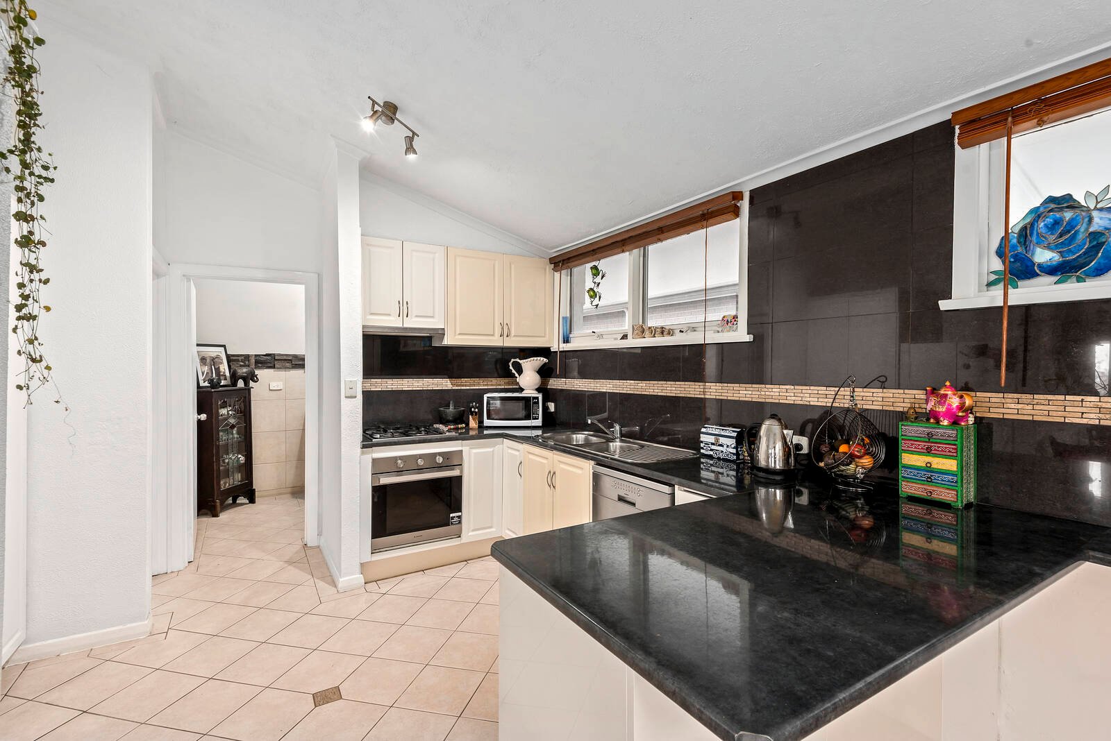 Property Gallery Thumbnail 4