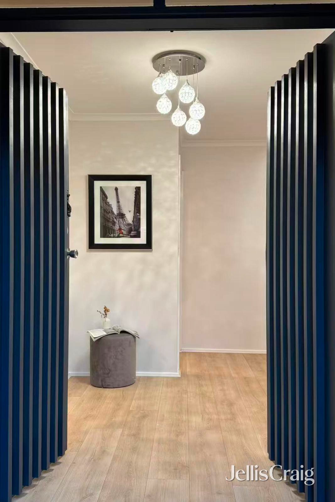 10 Banbury Street, Burwood East image 2