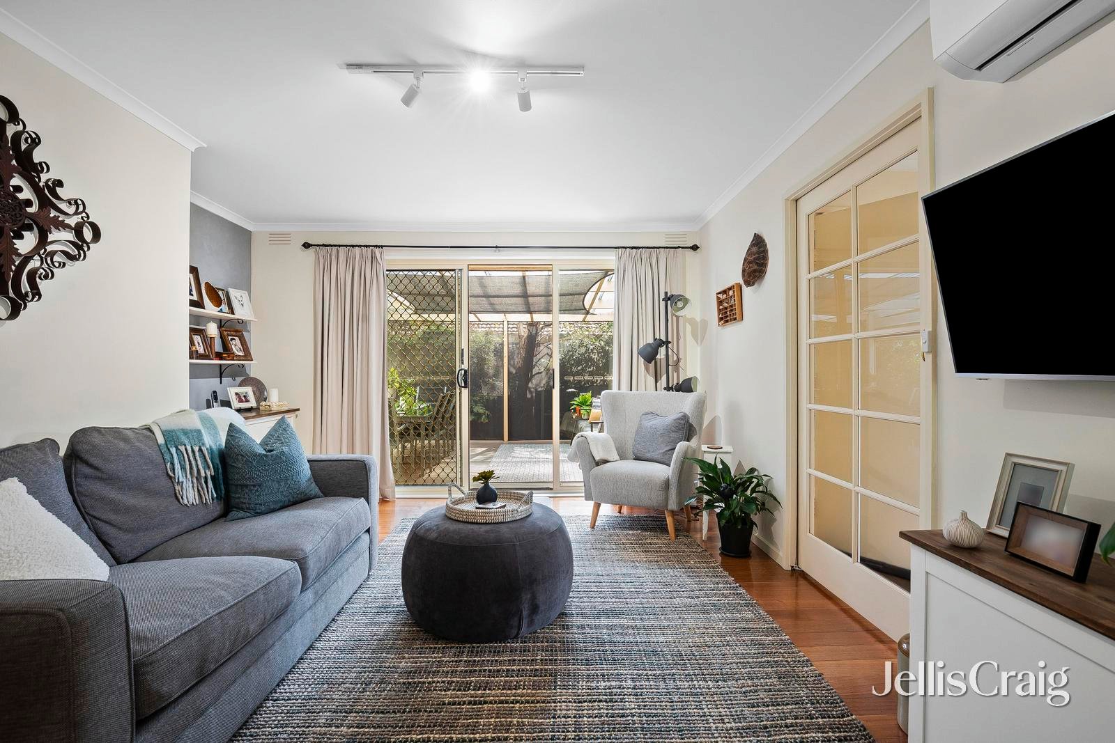 10 Bardwell Avenue, Frankston image 5