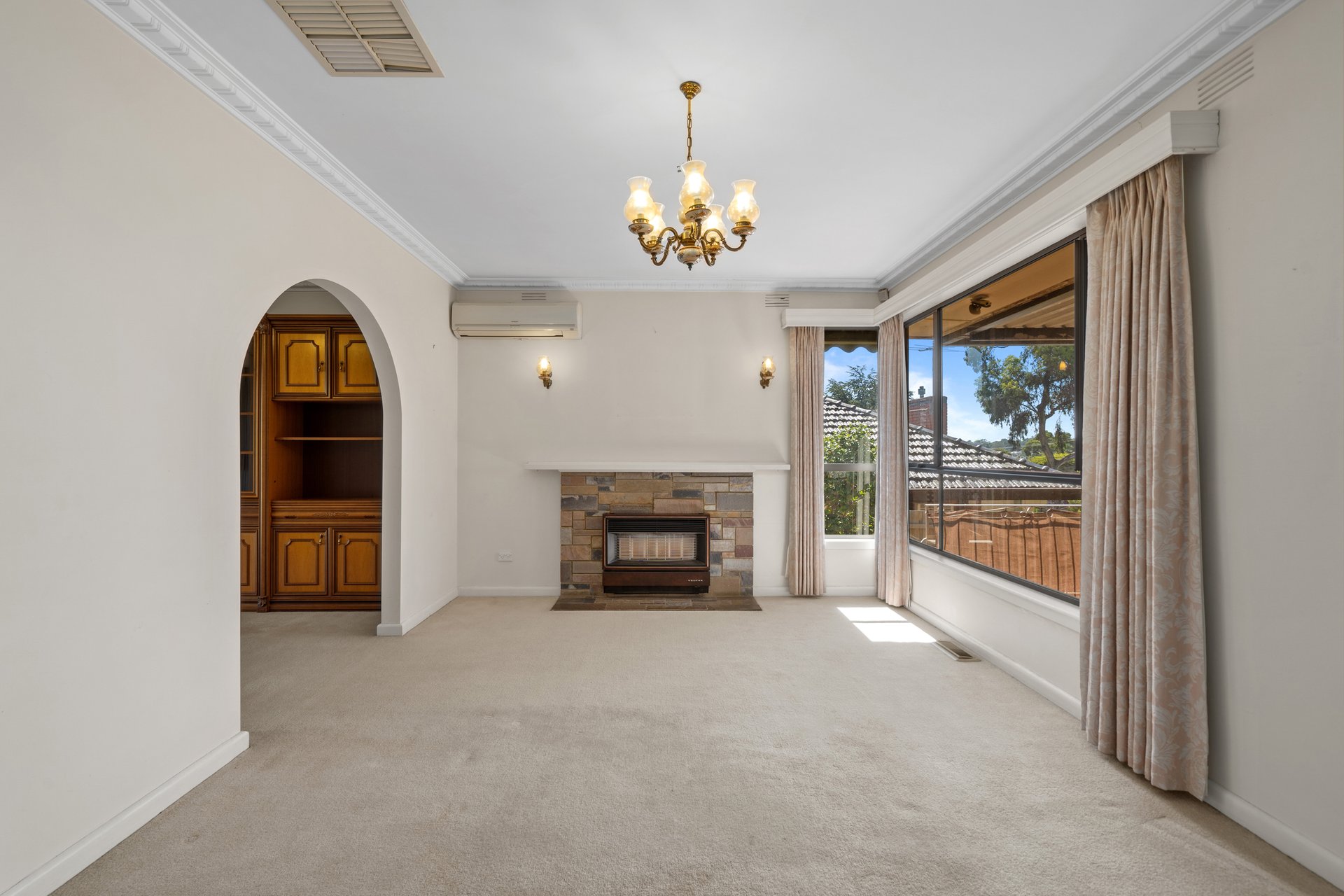 10 Barlyn Road, Mount Waverley image 3