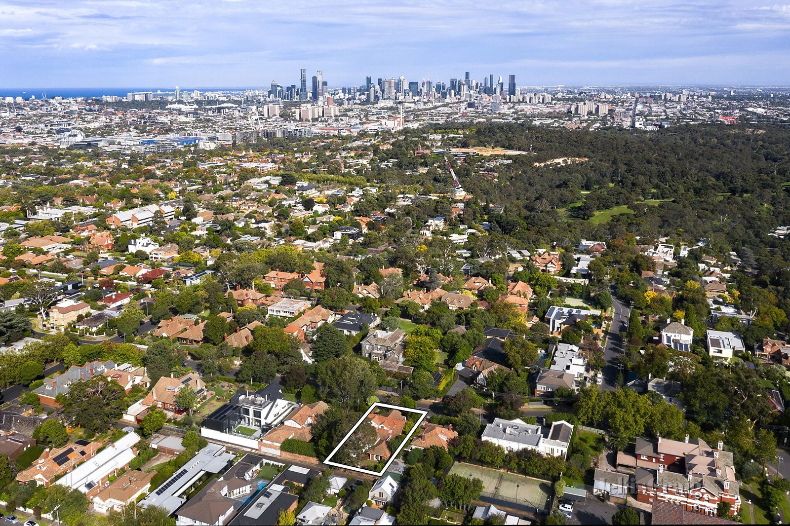 10 Barry Street, Kew image 10