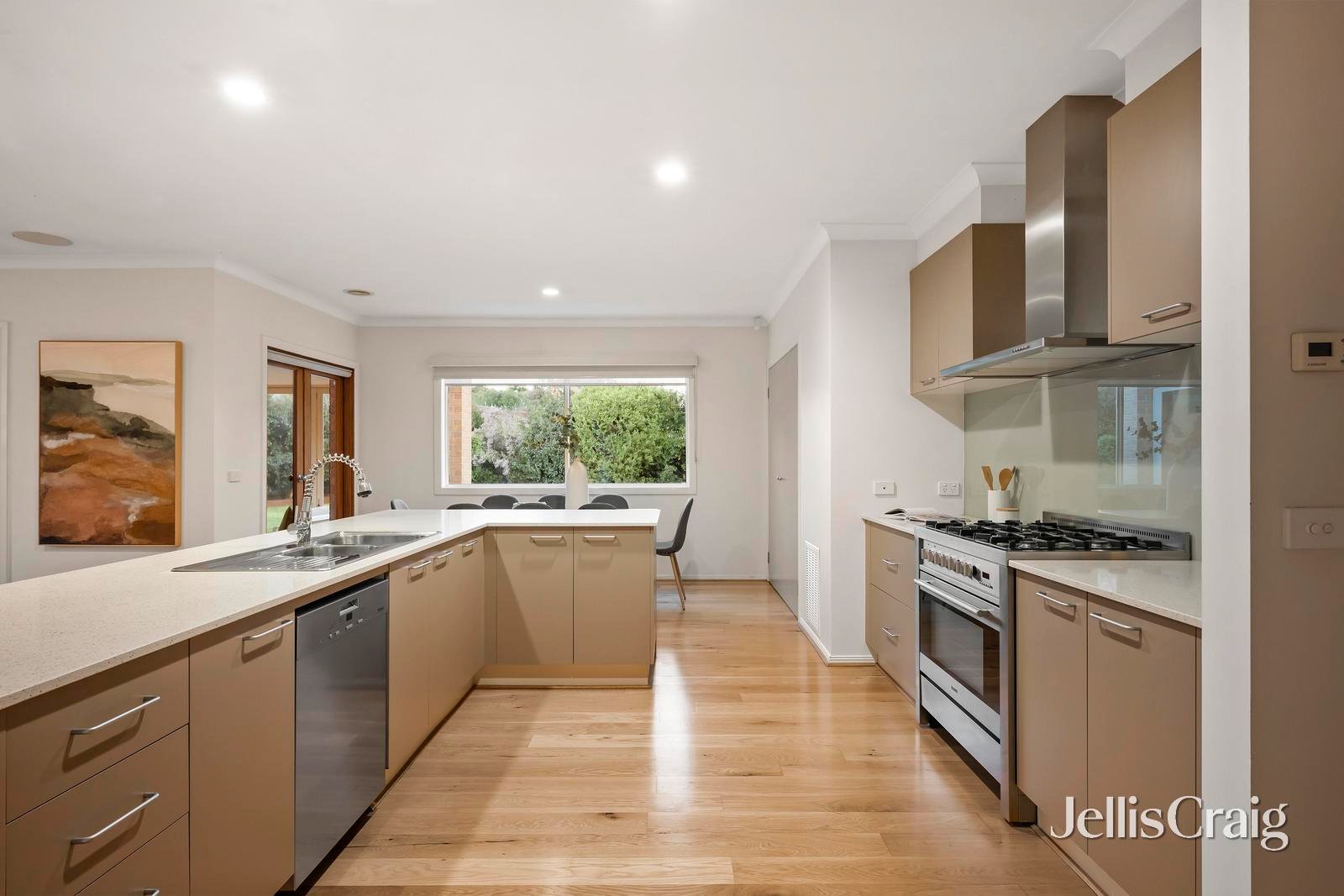 10 Bayview Rise, Bayswater&nbsp;North image 4