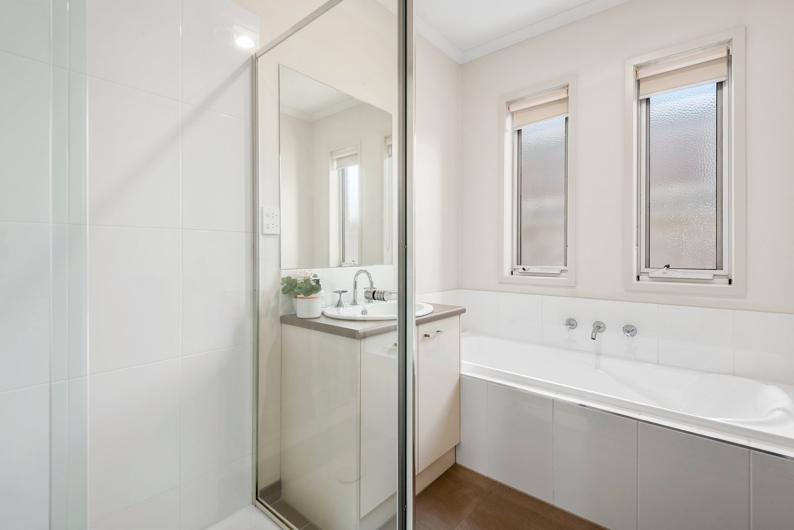 10 Beekeeper Road, Armstrong Creek image 6