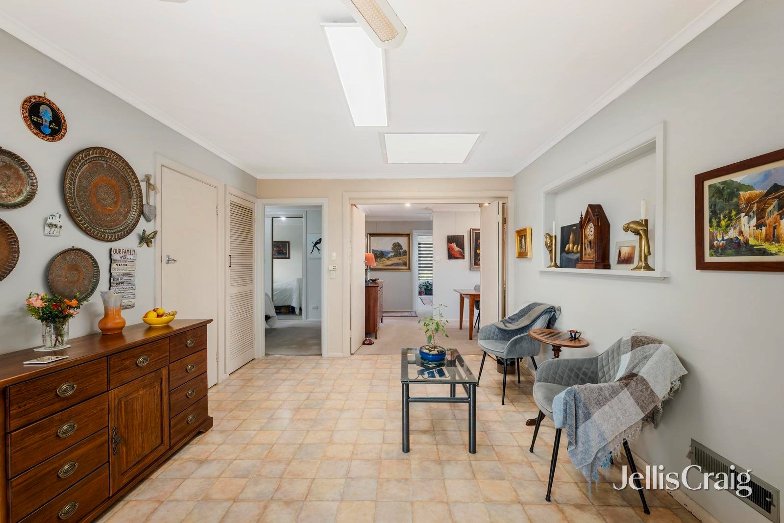 10 Bellara Drive, Mooroolbark image 3