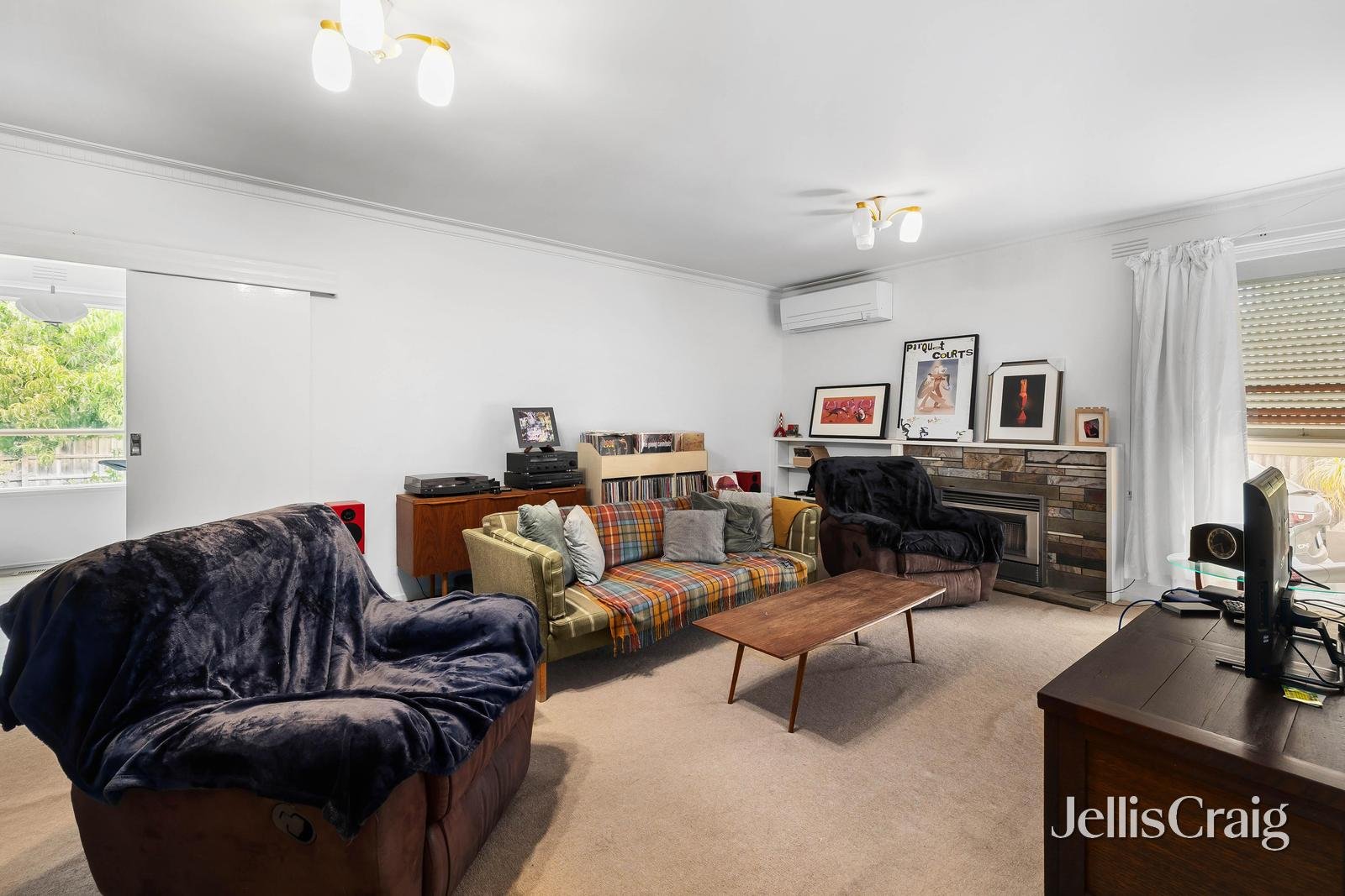 10 Bellerive Avenue, Mount&nbsp;Waverley image 2