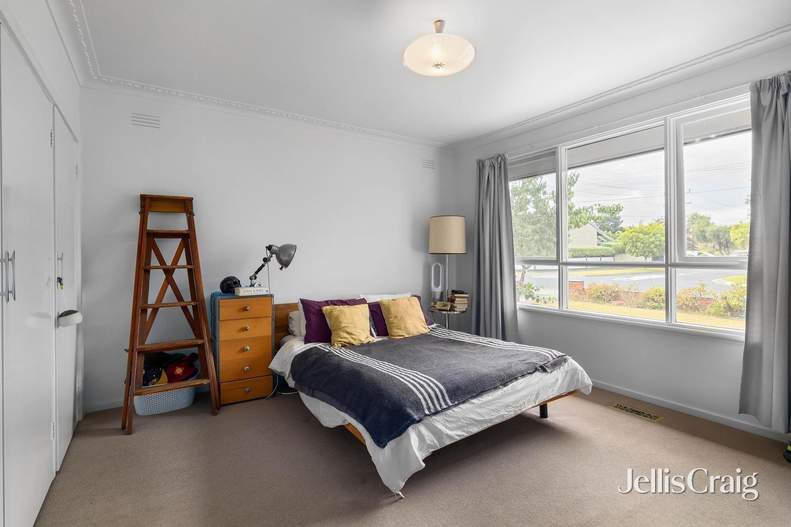 10 Bellerive Avenue, Mount&nbsp;Waverley image 4