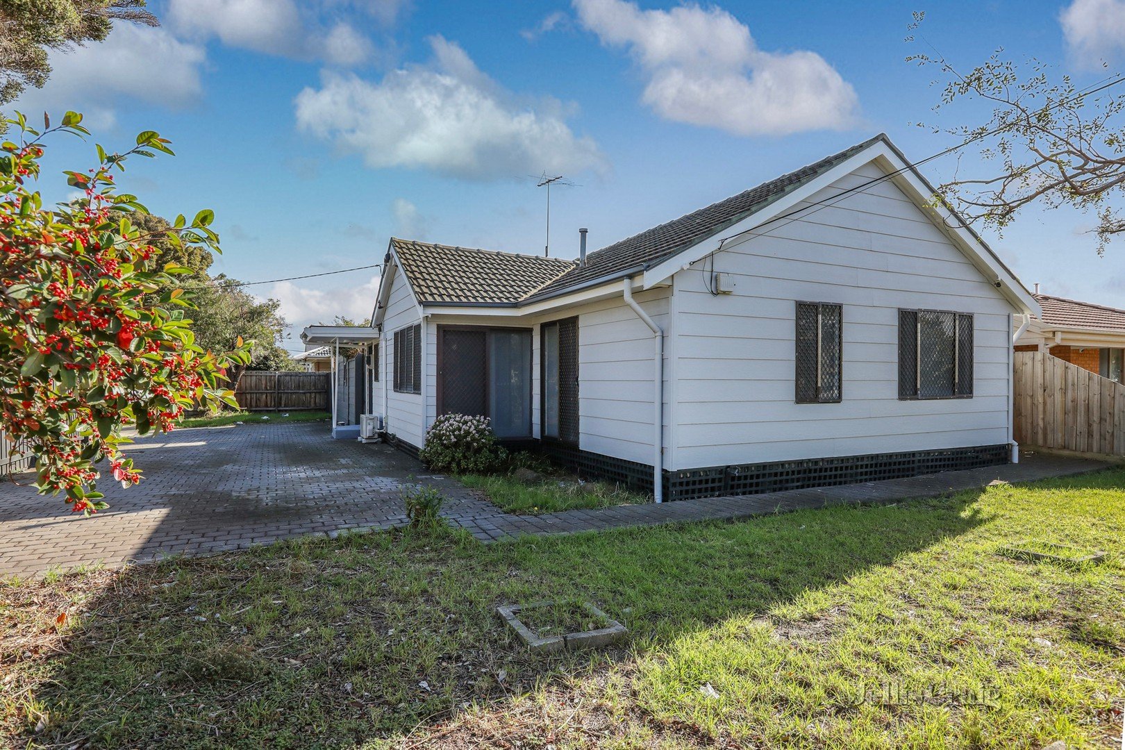 10 Belmar Avenue, Altona image 12