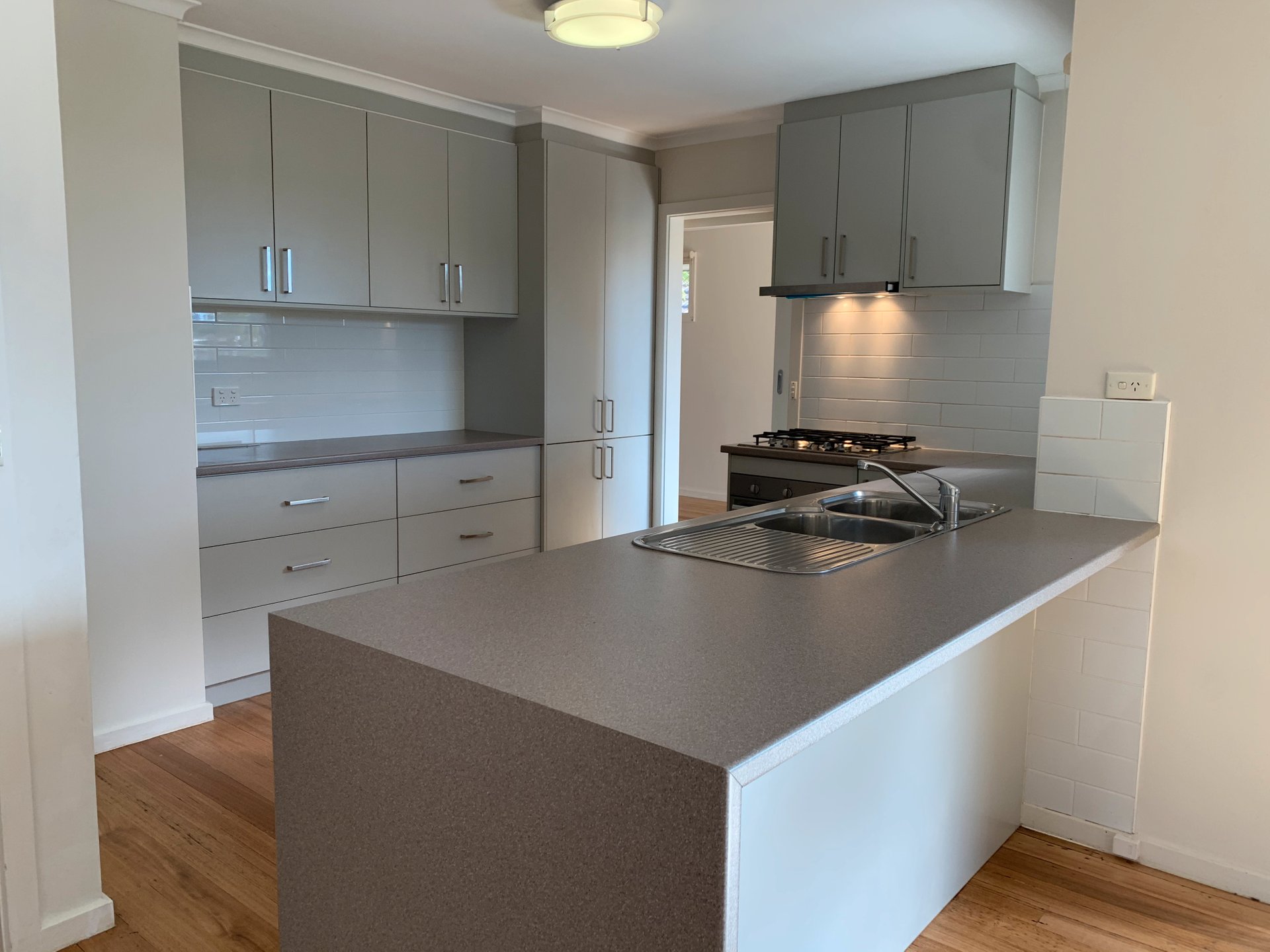 Property Gallery Thumbnail 3
