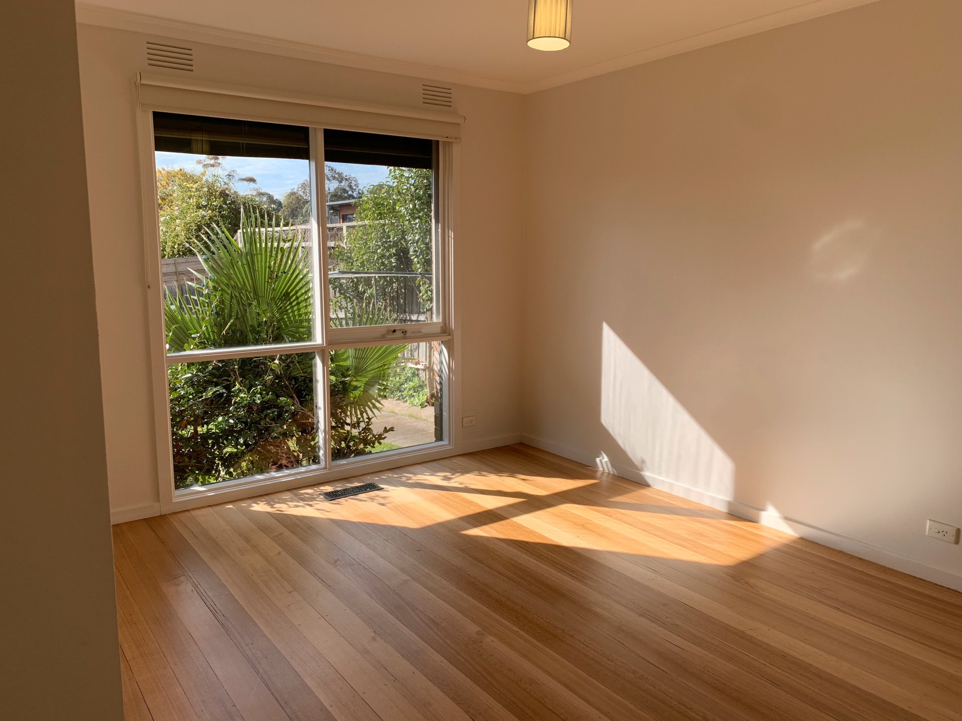 Property Gallery Thumbnail 5