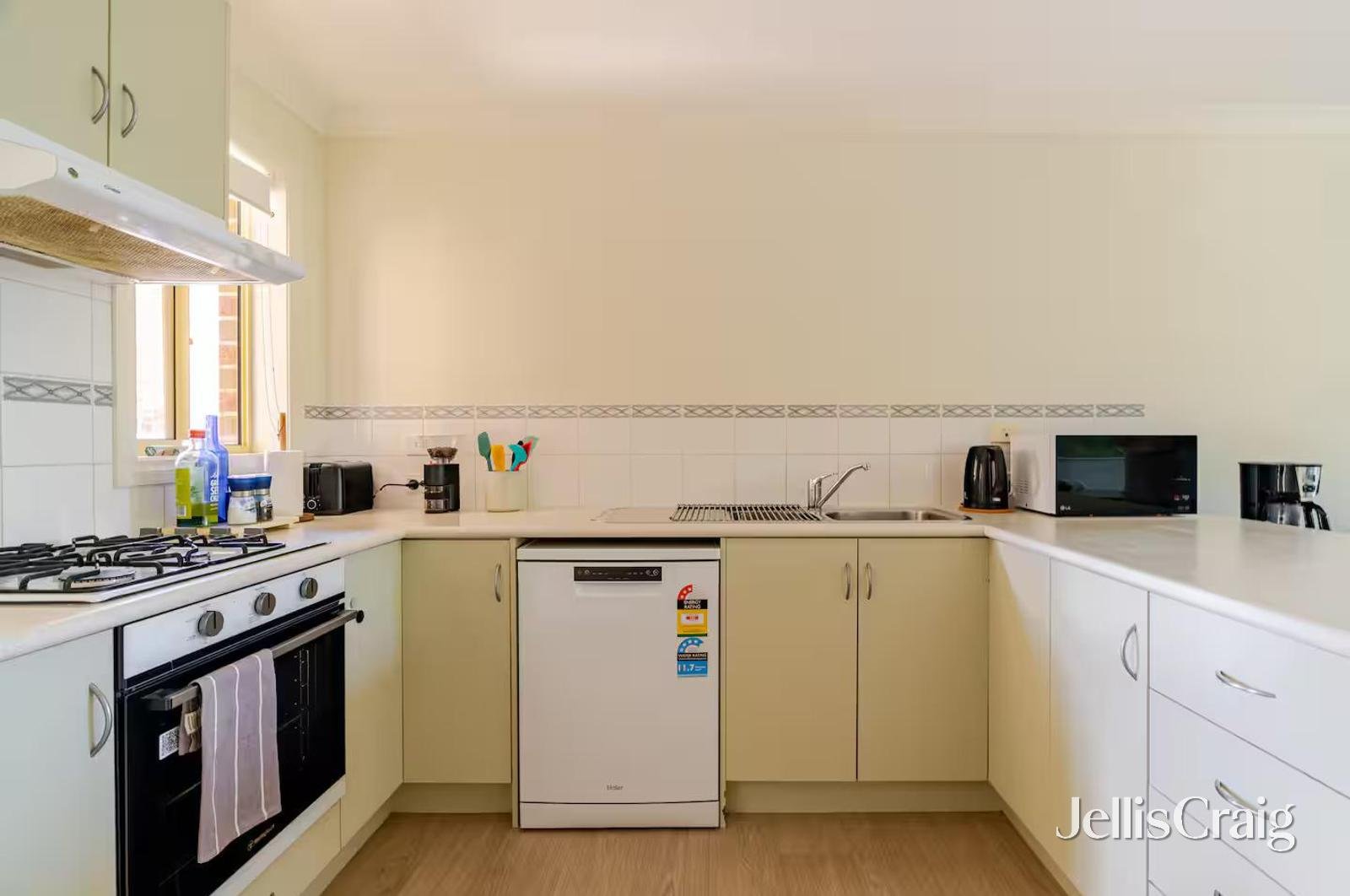 10 Bentley Place, Ballarat&nbsp;East image 4