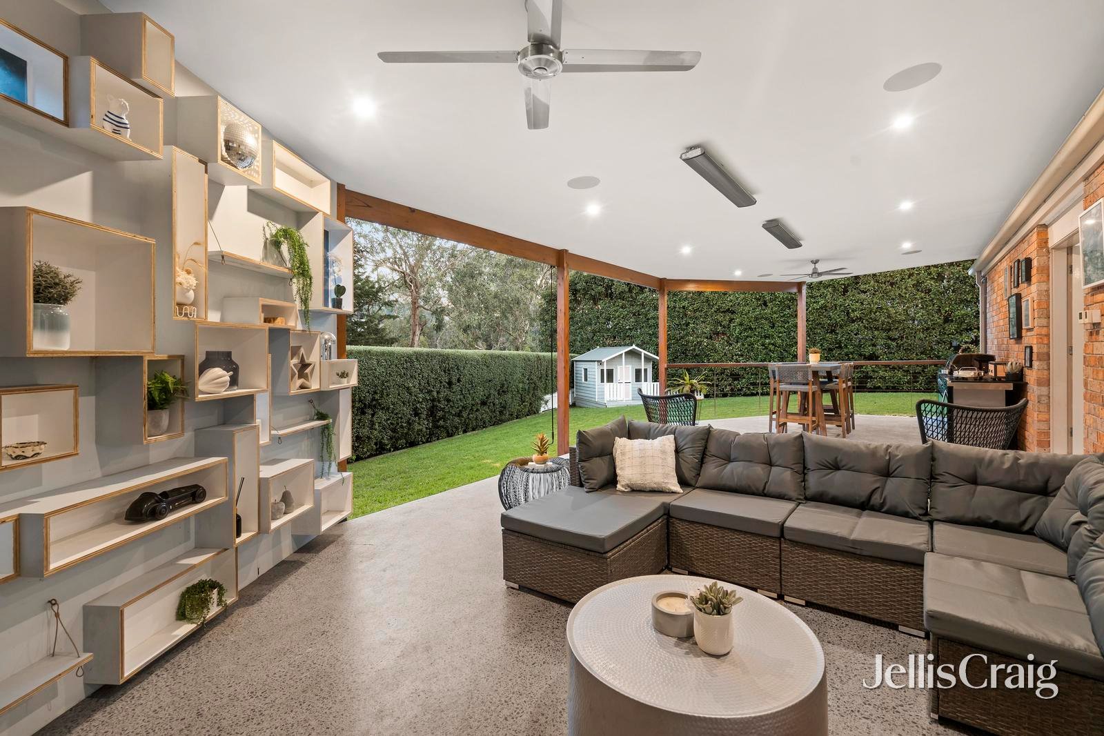 10 Berrywood Walk, Warranwood image 18
