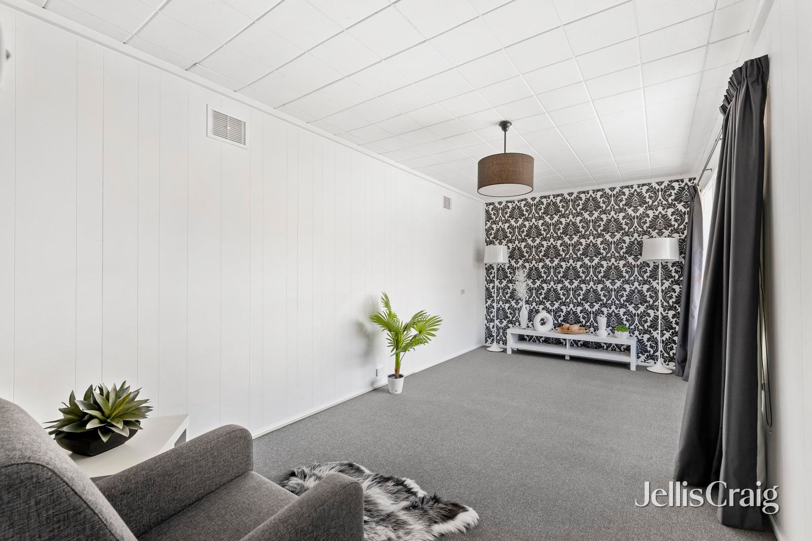 10 Blackburn Road, Mooroolbark image 5