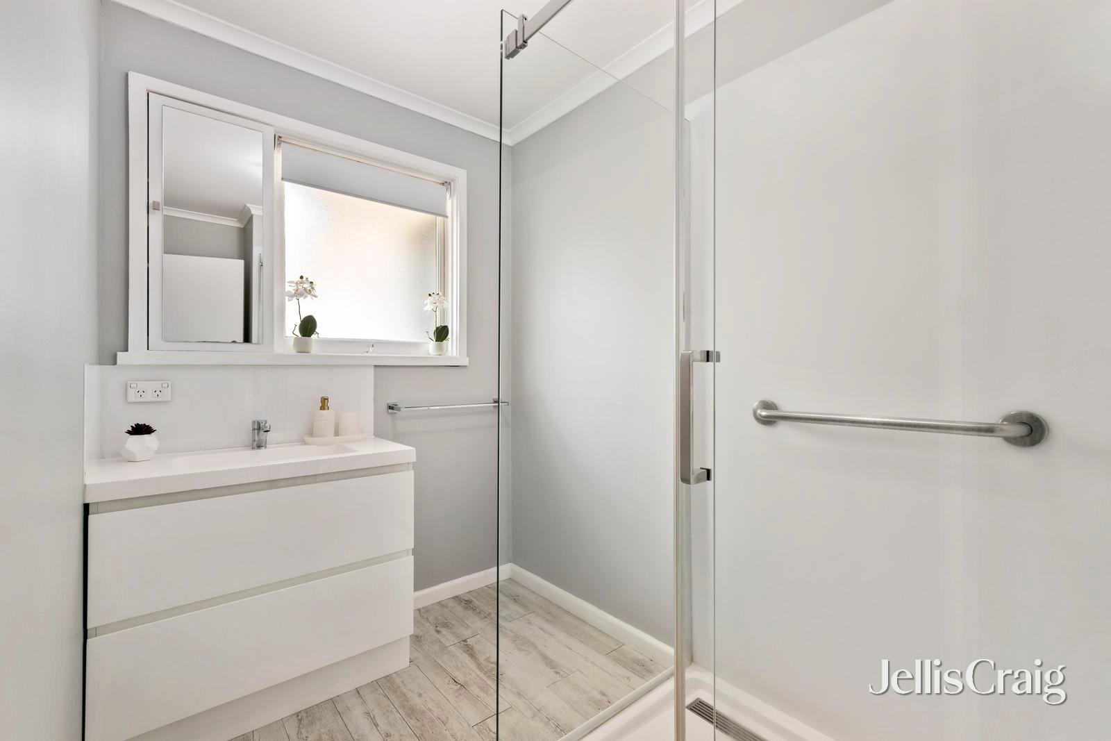 10 Blackburn Road, Mooroolbark image 10