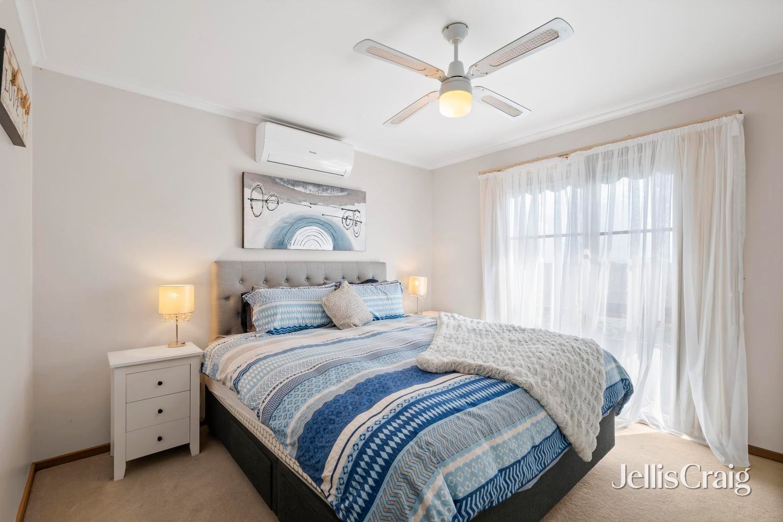 10 Blueberry Road, Mooroolbark image 5