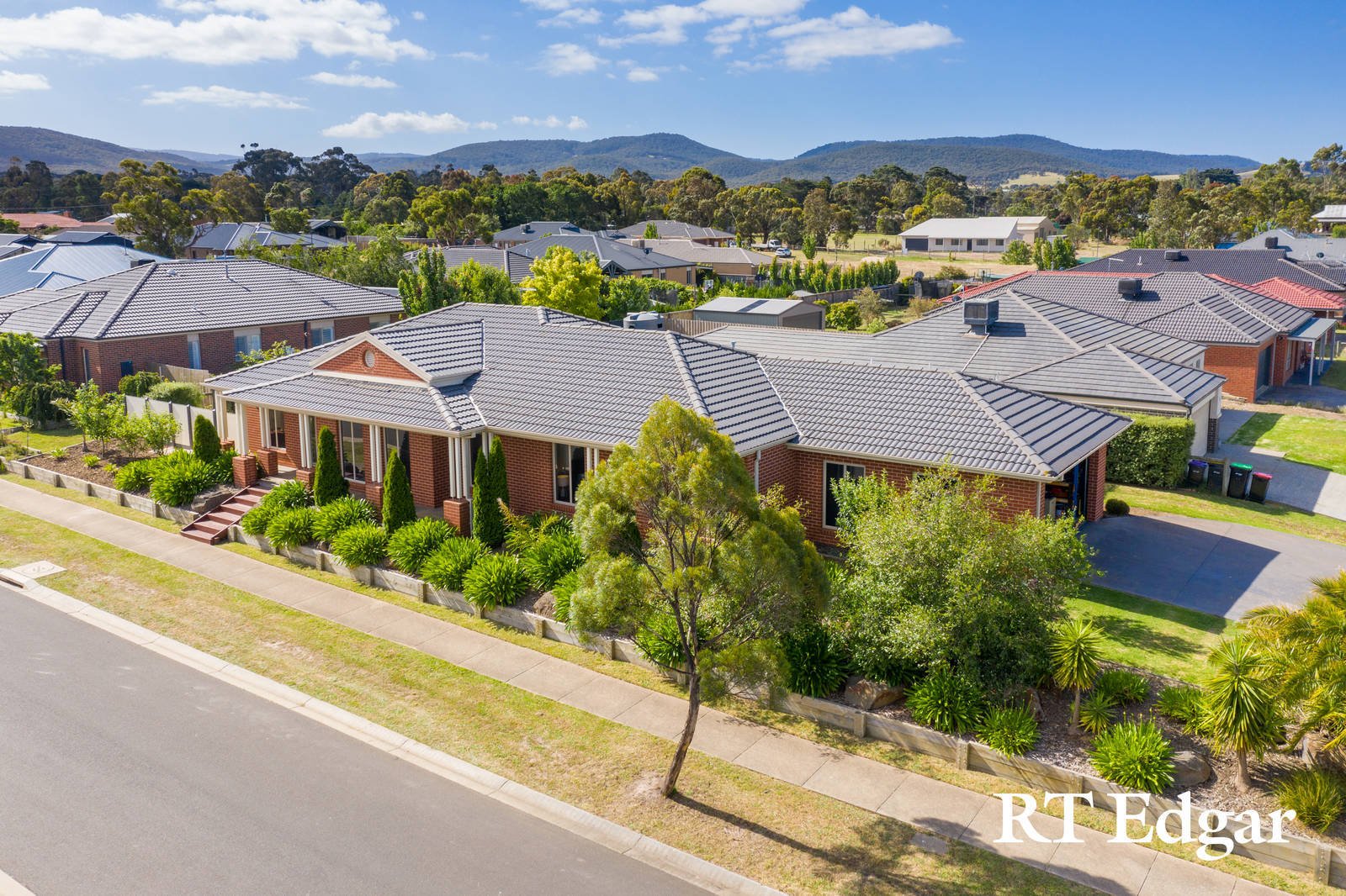 Property Gallery - Main Image