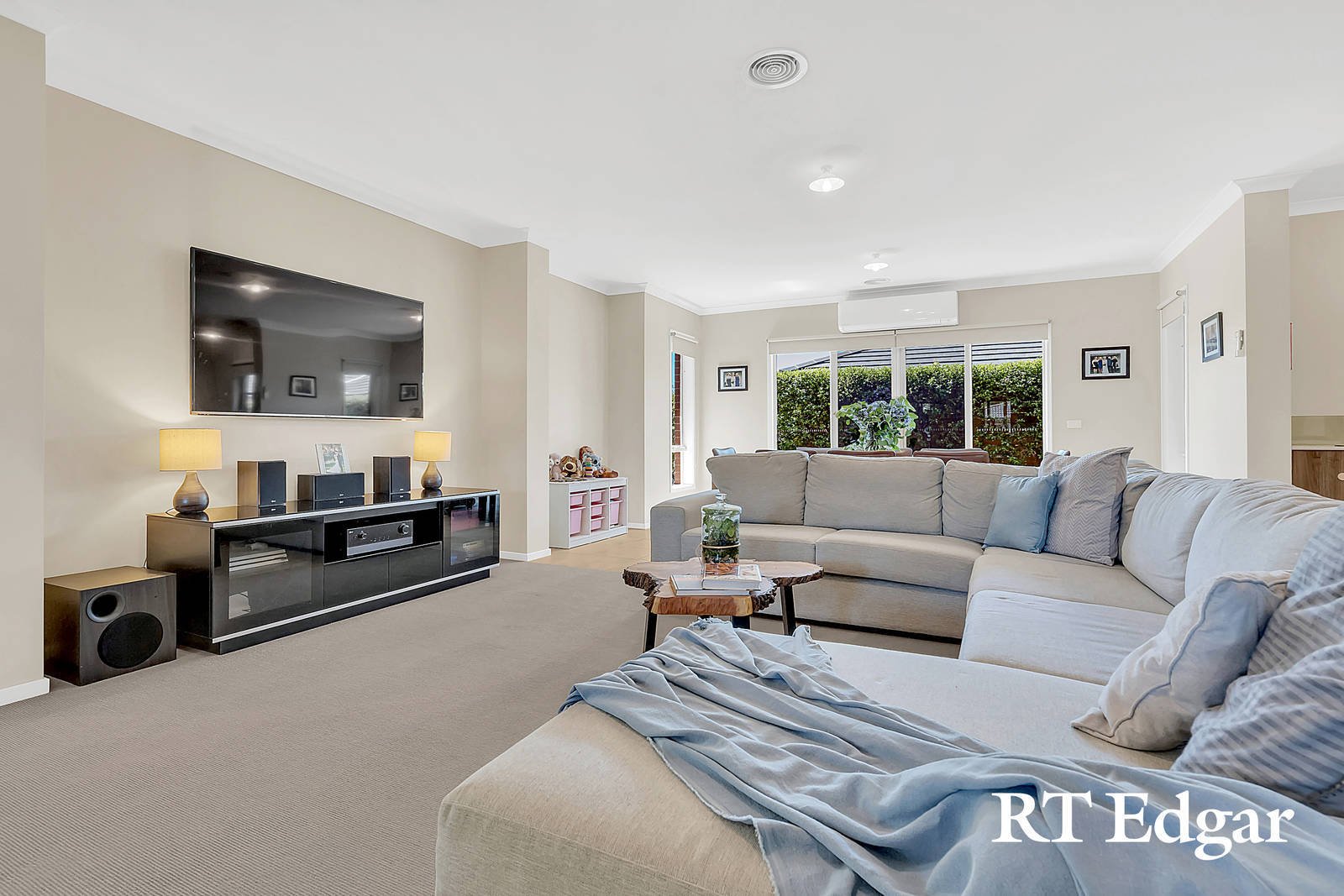 Property Gallery Thumbnail 4