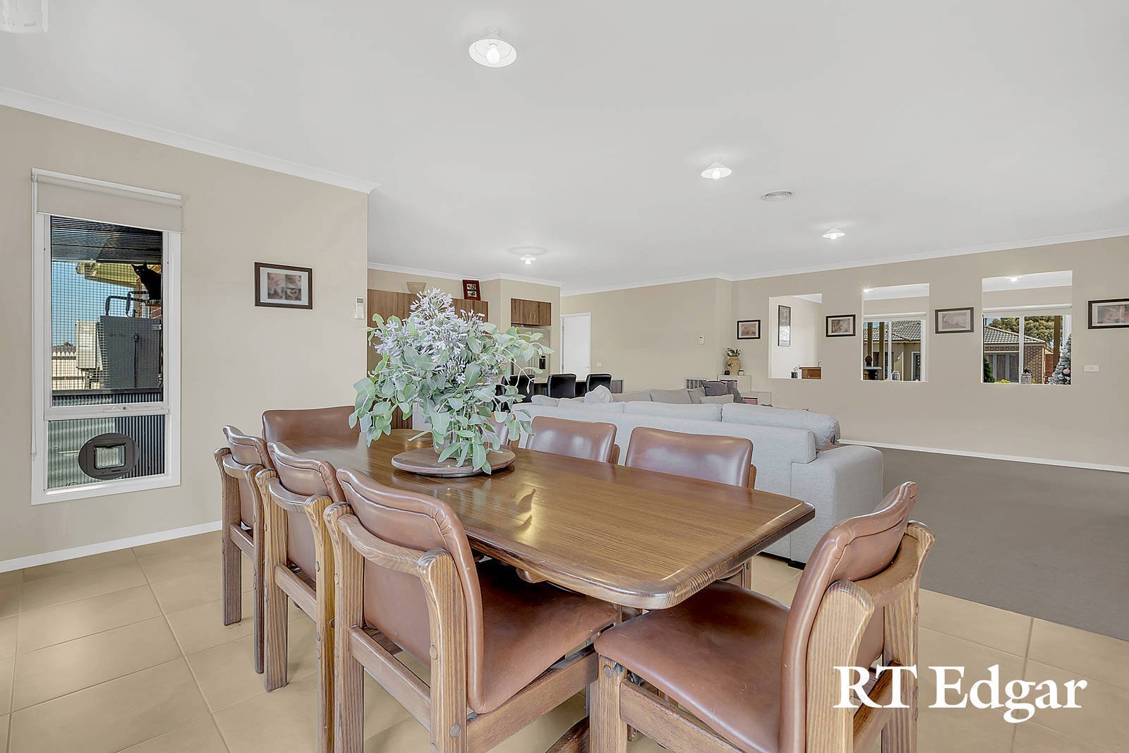 Property Gallery Thumbnail 6