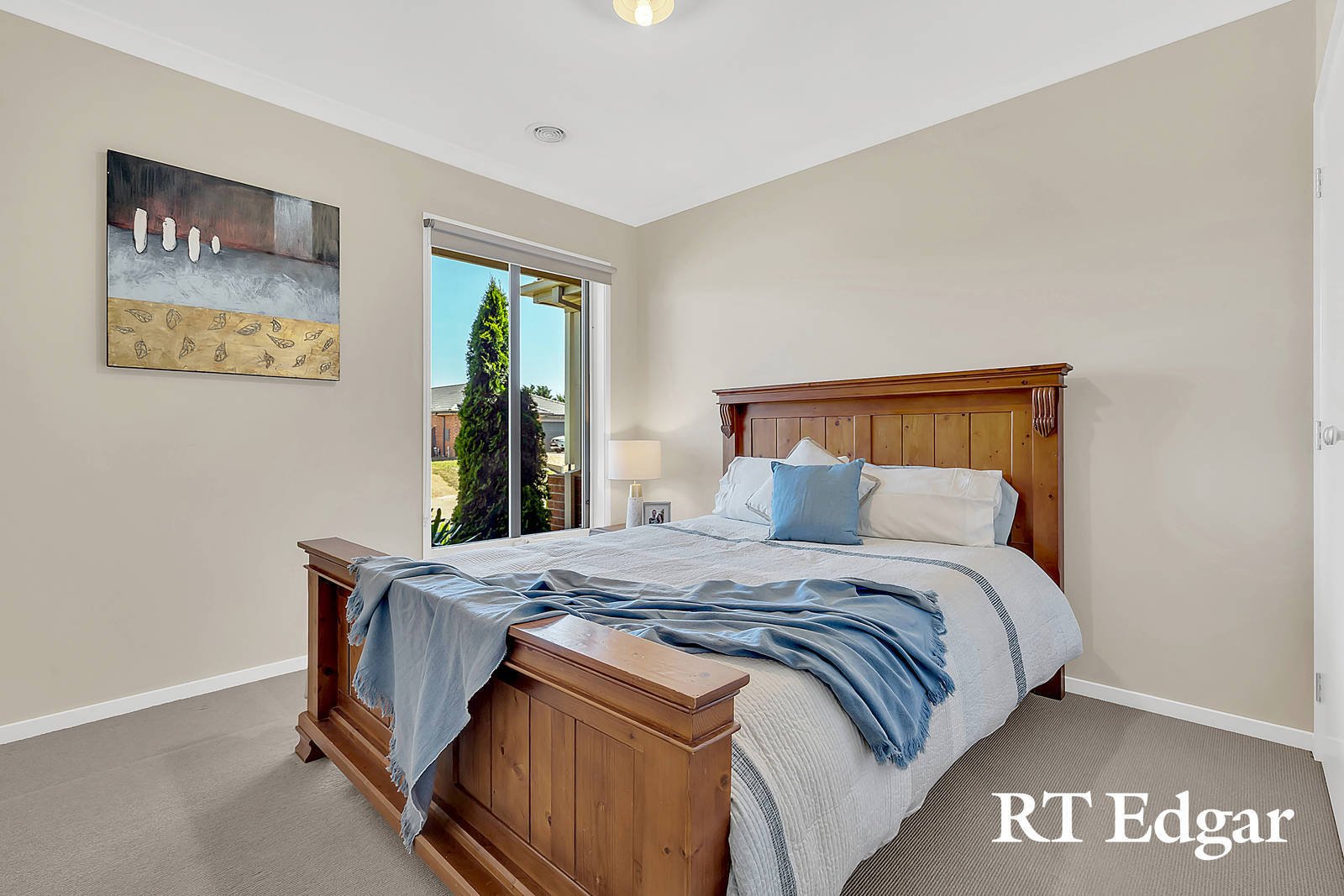 Property Gallery Thumbnail 14