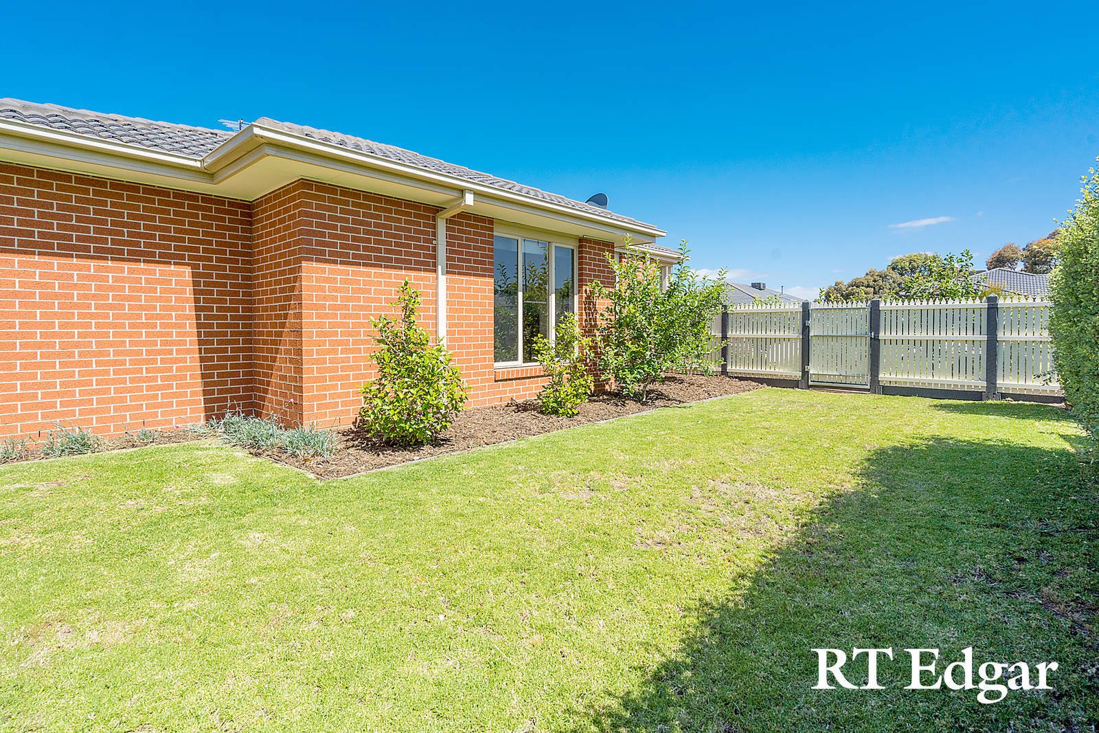 Property Gallery Thumbnail 18