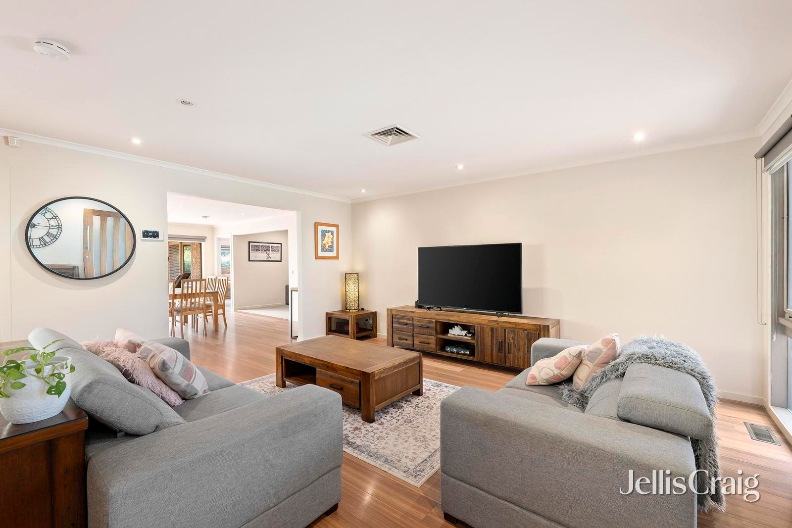 10 Bounty Court, Lilydale image 4