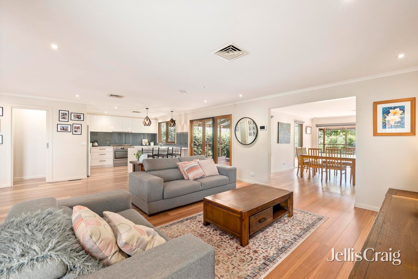 10 Bounty Court, Lilydale image 5