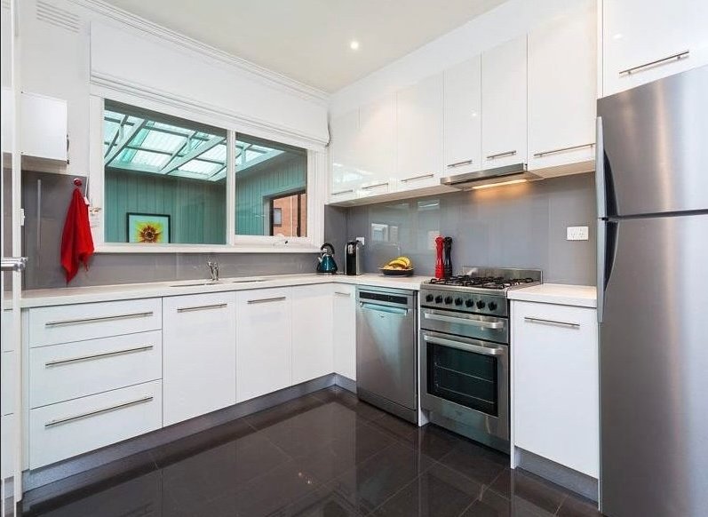 10 Bradstreet Road, Mount&nbsp;Waverley image 6