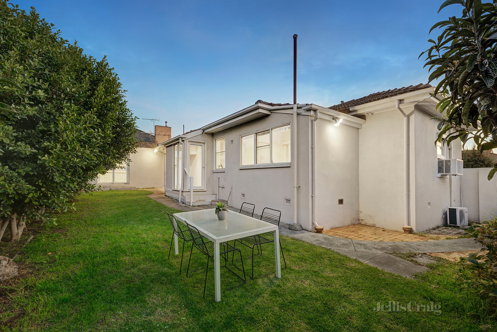 10 Brown Avenue, Ascot Vale image 11