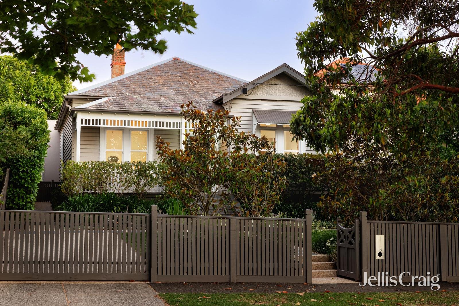 10 Byron Street, Canterbury image 3