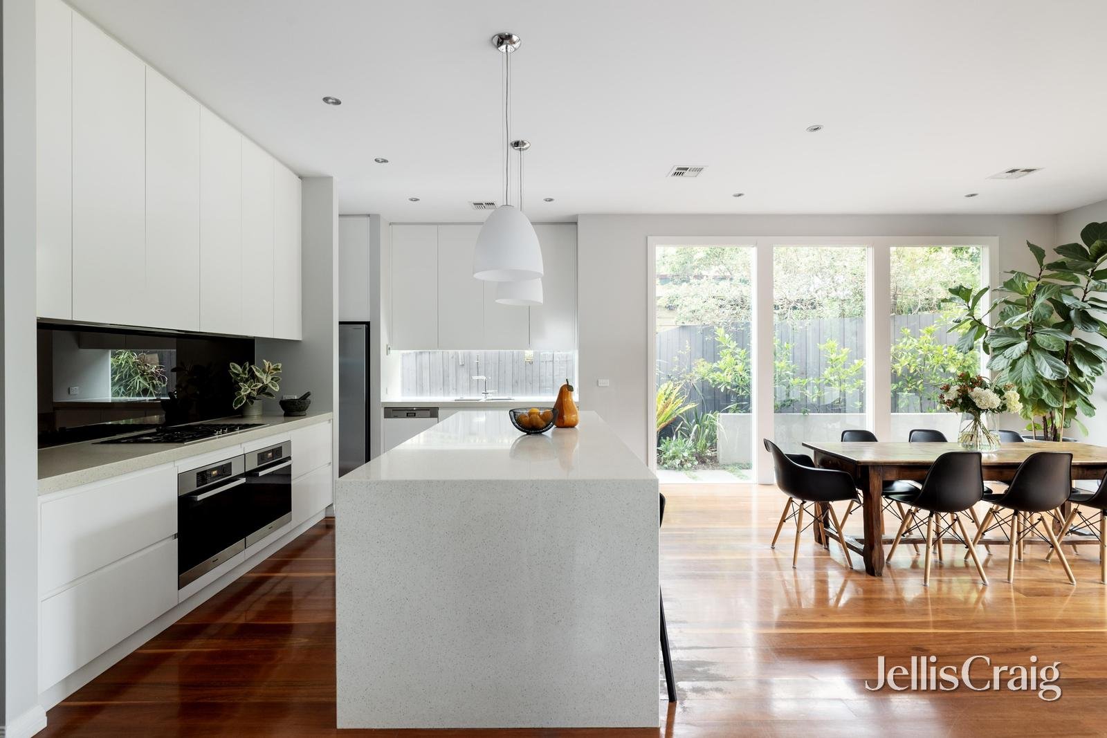 10 Byron Street, Canterbury image 6