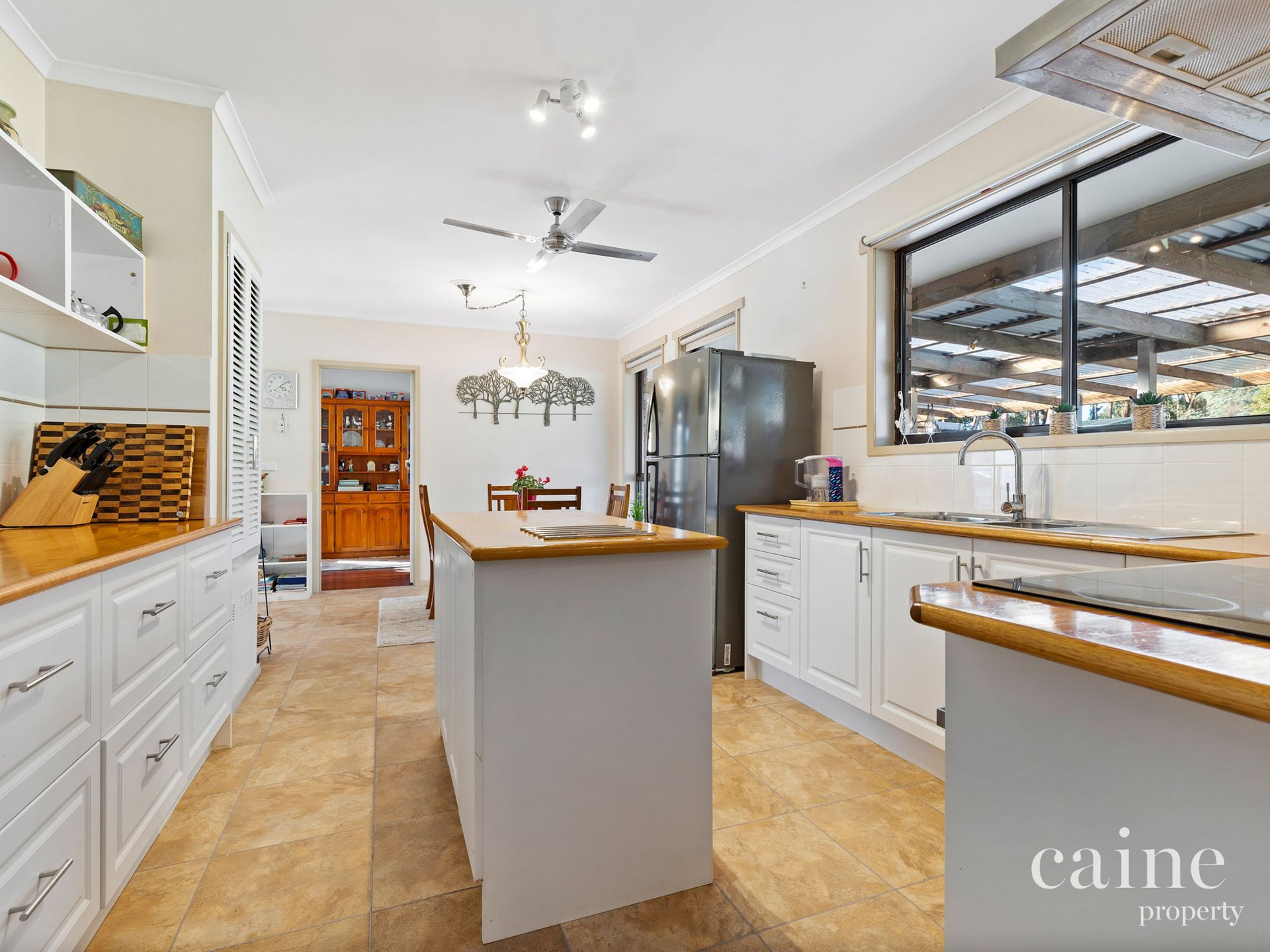 10 Caddy Drive, Creswick image 7