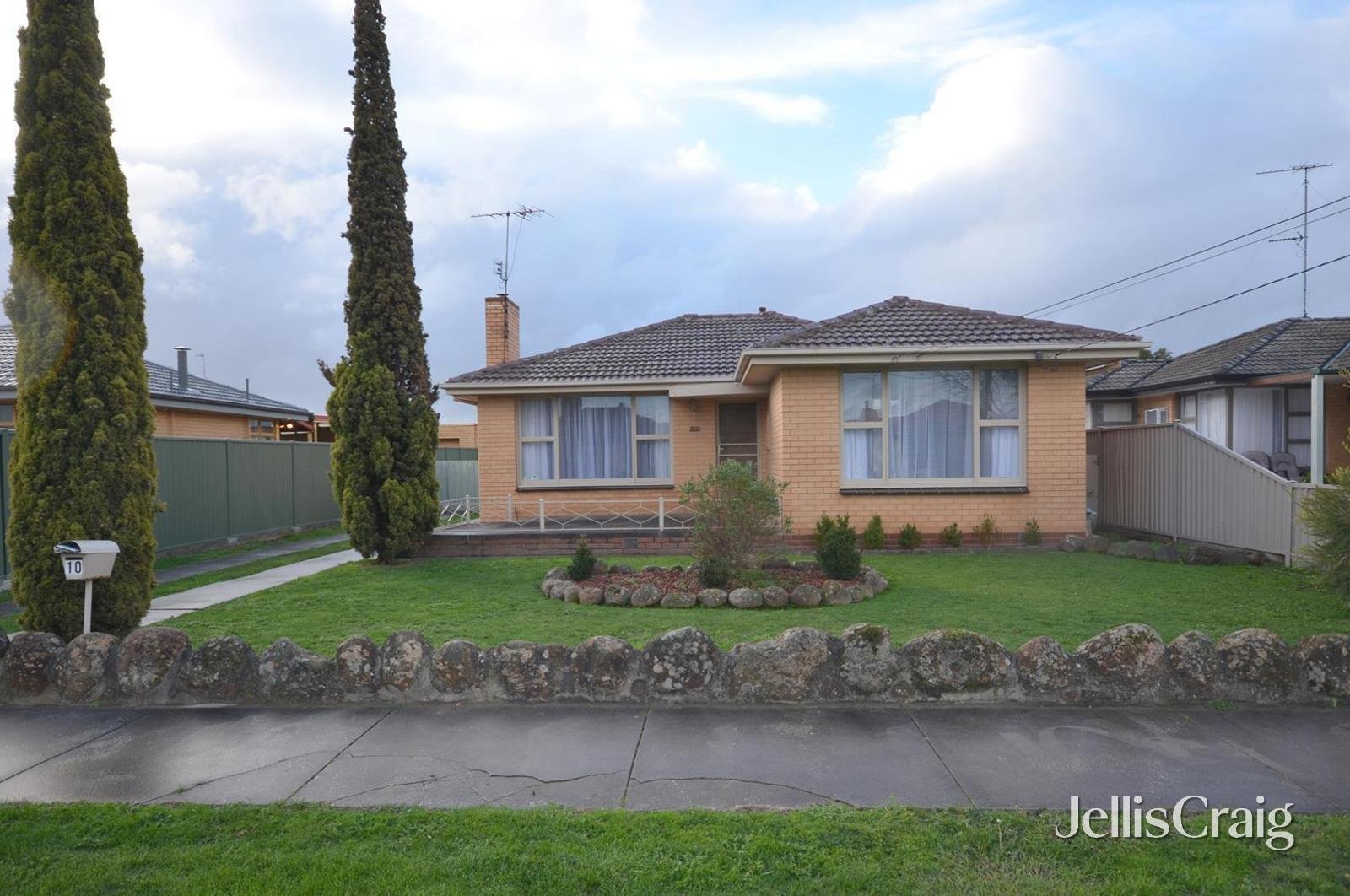 10 Cambridge Street, Wendouree image 1