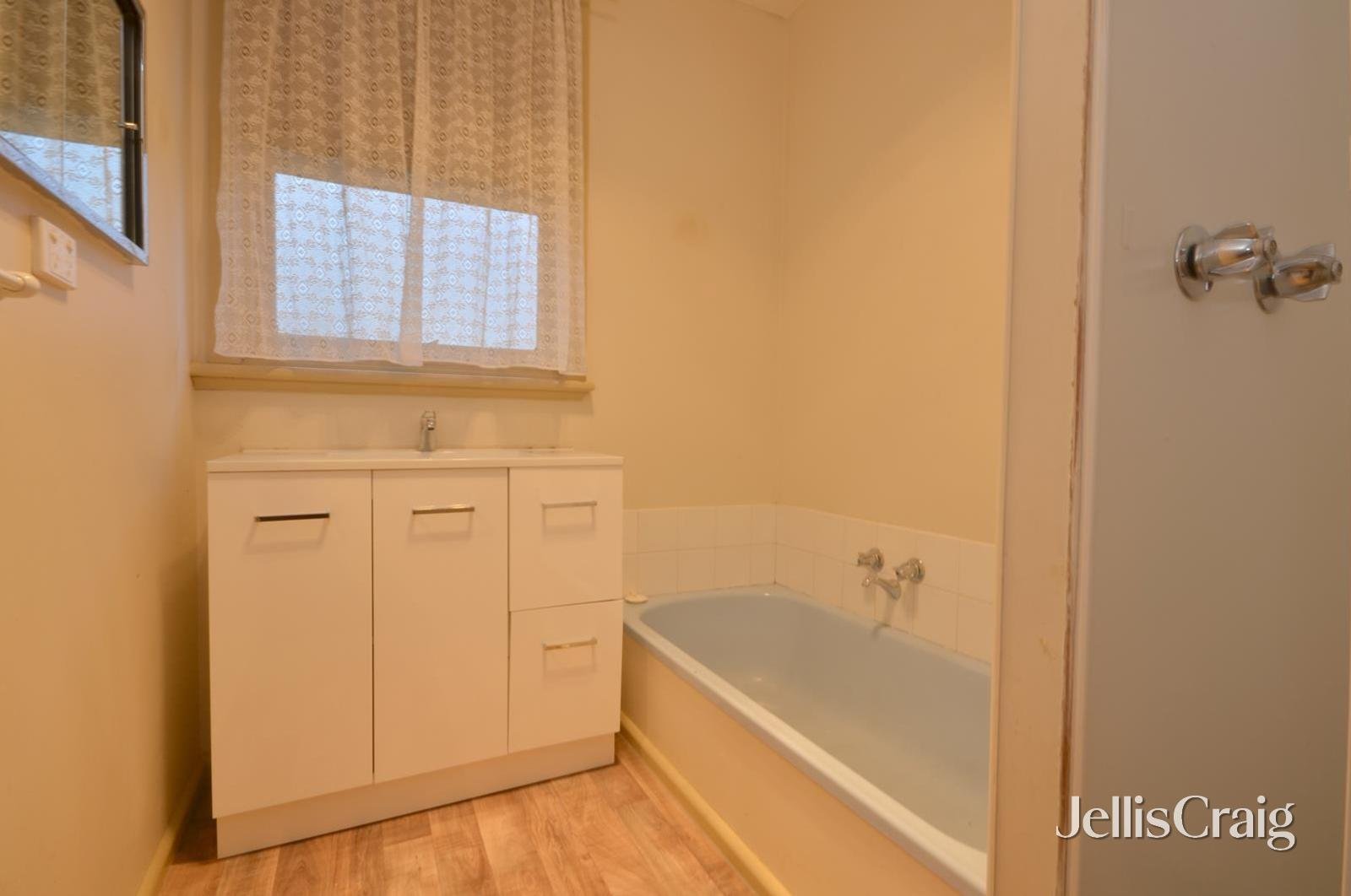 10 Cambridge Street, Wendouree image 7