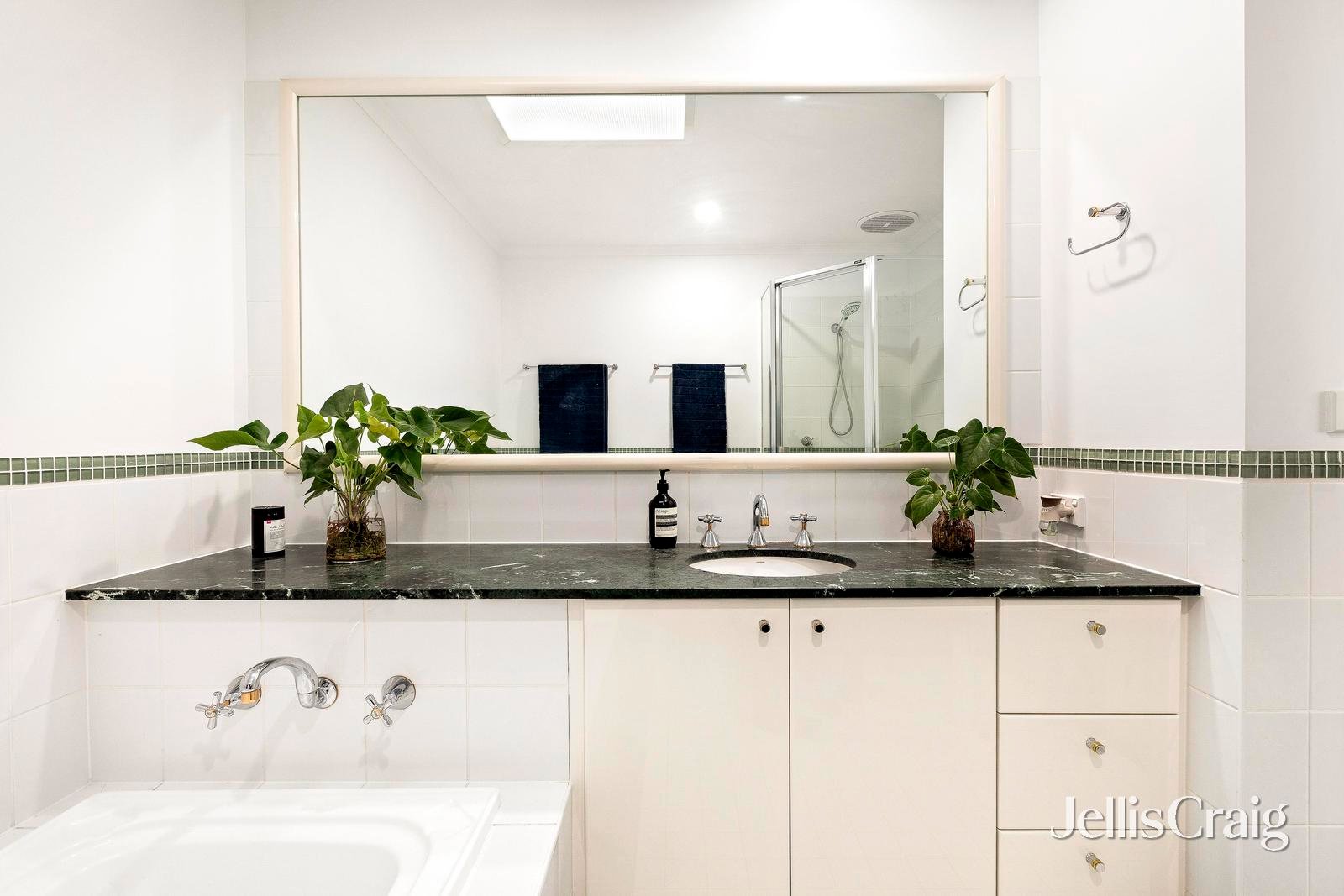 10 Canberra Parade, Port&nbsp;Melbourne image 9