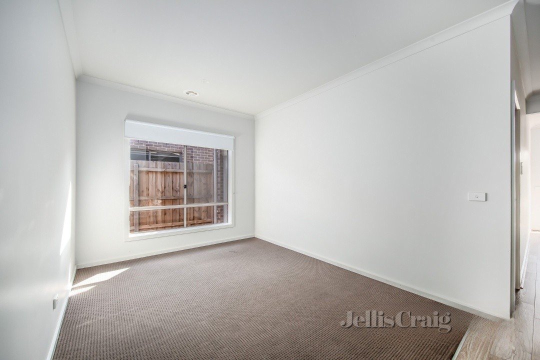10 Canopy Way, Werribee image 5