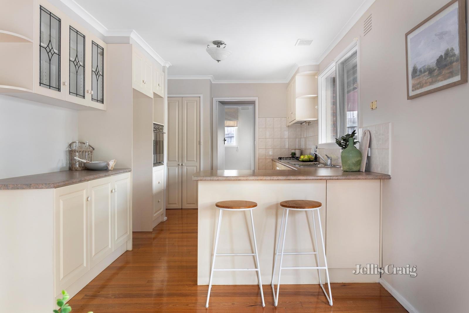 10 Carinya Road, Greensborough image 5