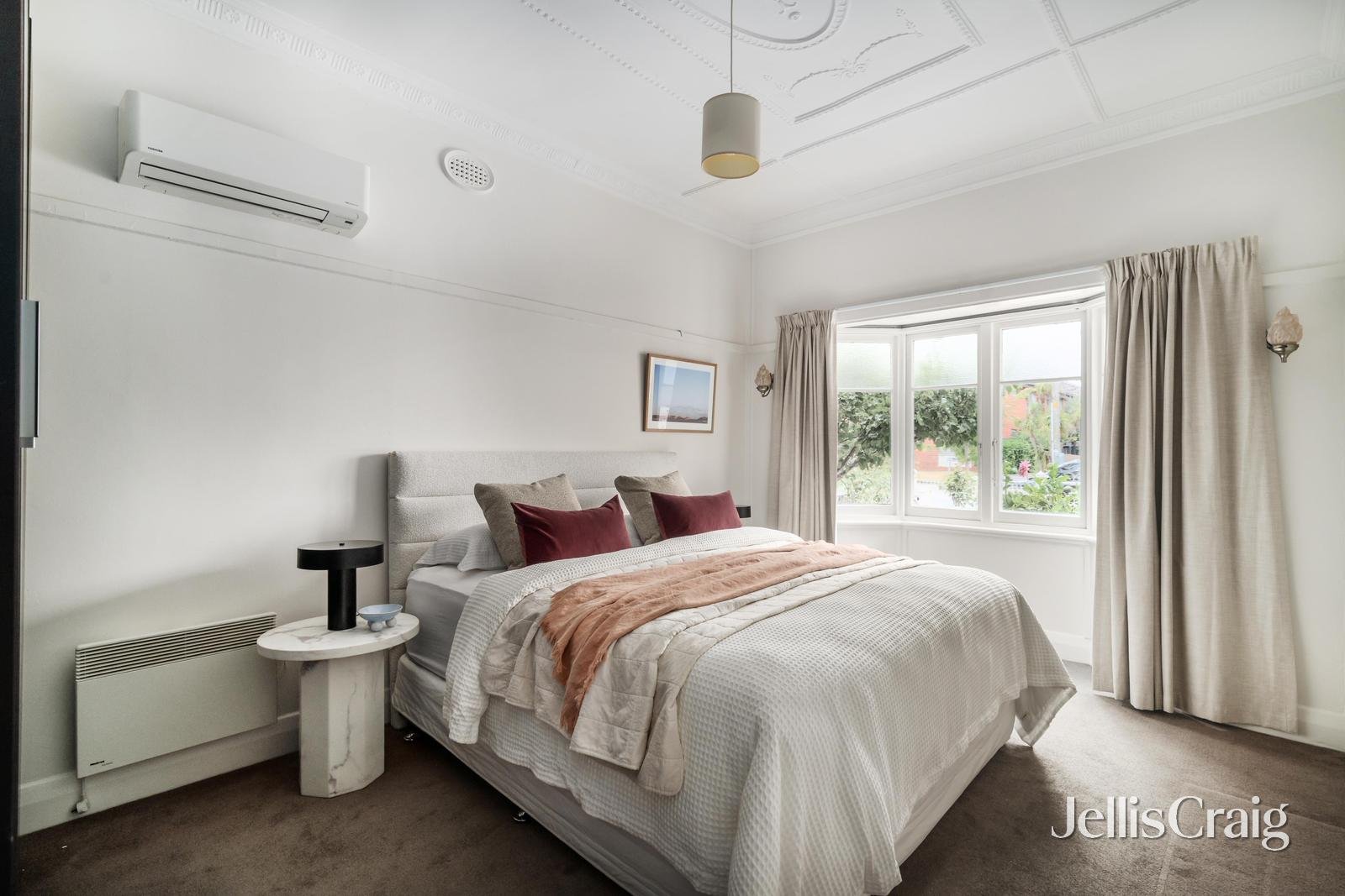 10 Carlton Street, Mckinnon image 7