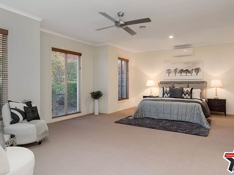 10 Carmella Close, Chirnside Park image 12