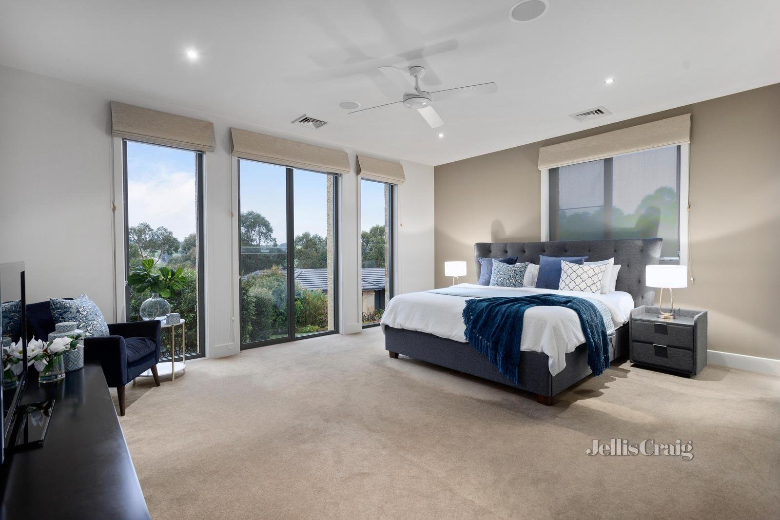 10 Carnoustie Lane, Chirnside Park image 10