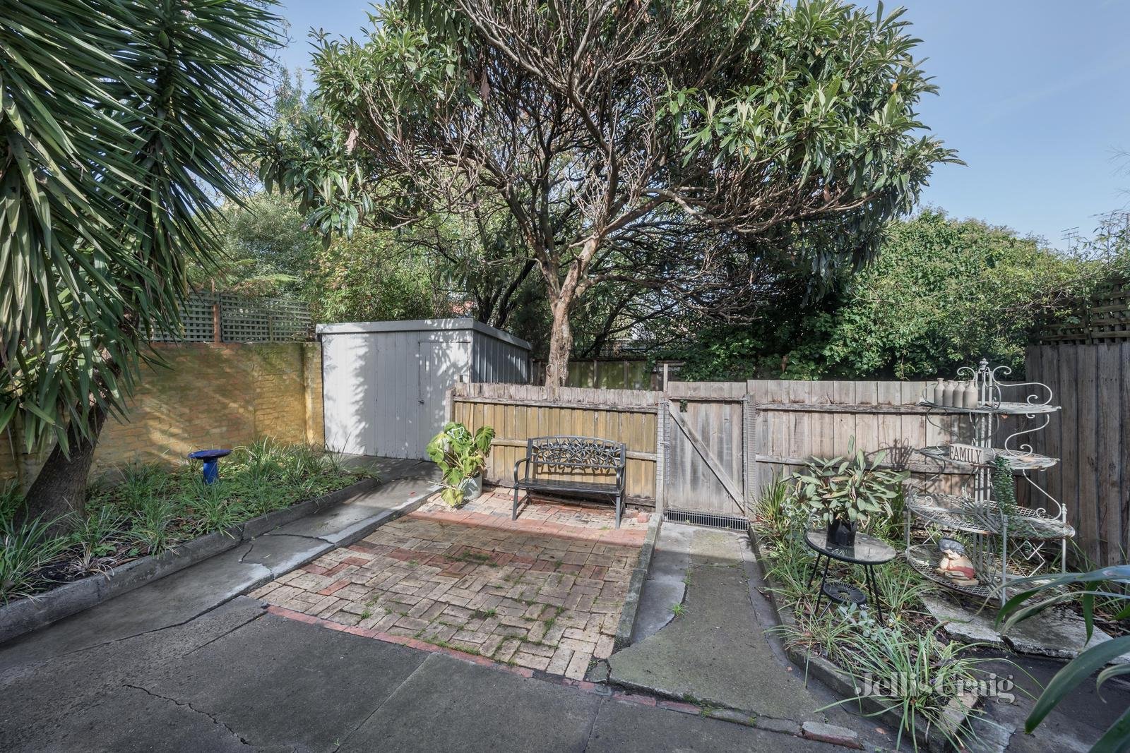 10 Carrington Avenue, Hawthorn East image 9