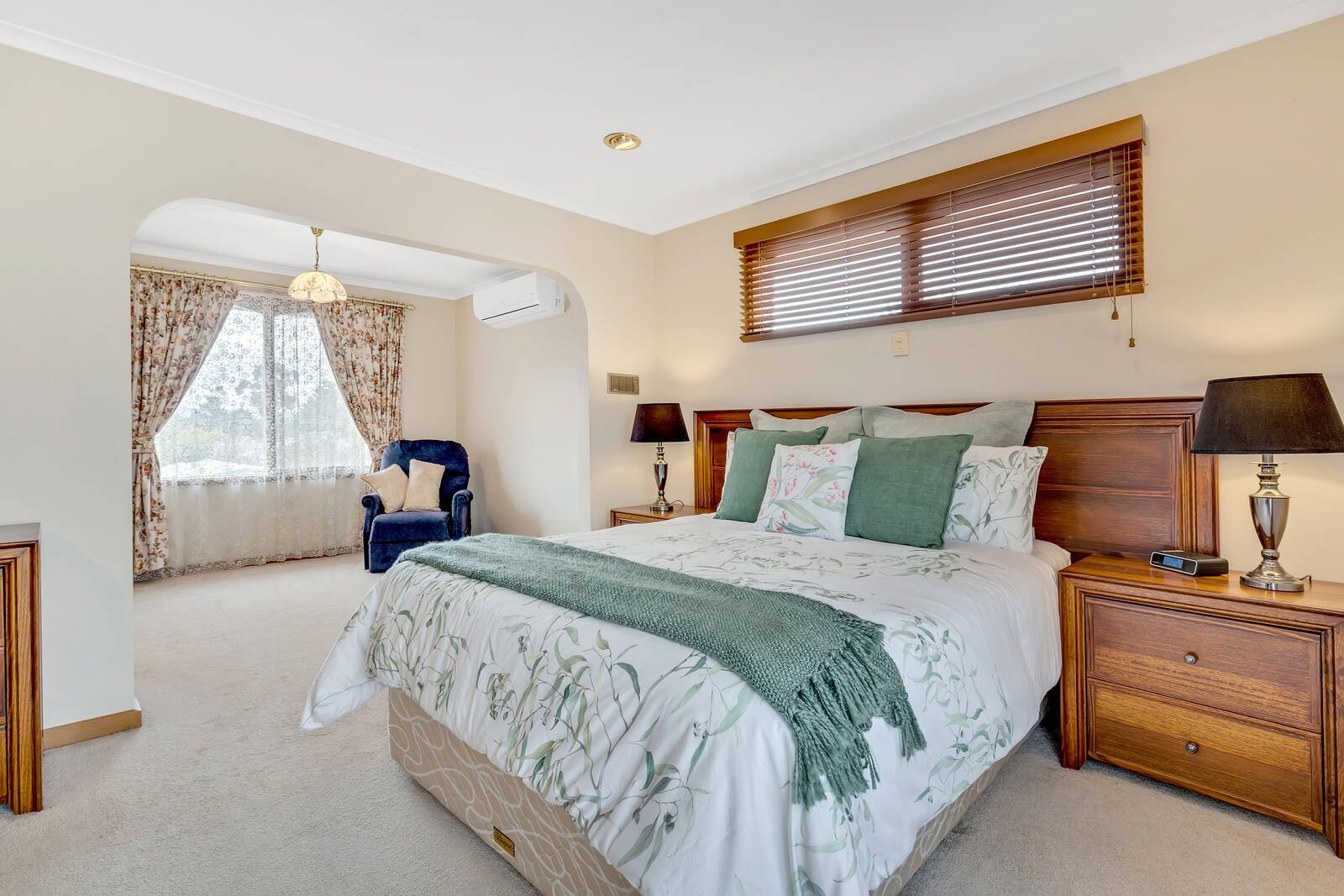 Property Gallery Thumbnail 18
