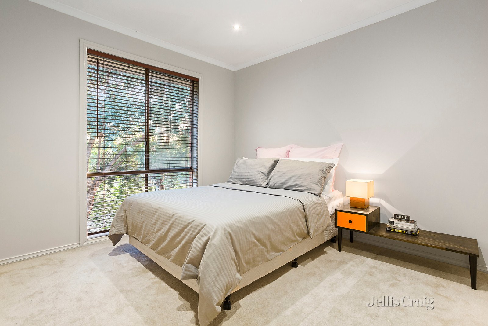 10 Cascades View, Yallambie image 5